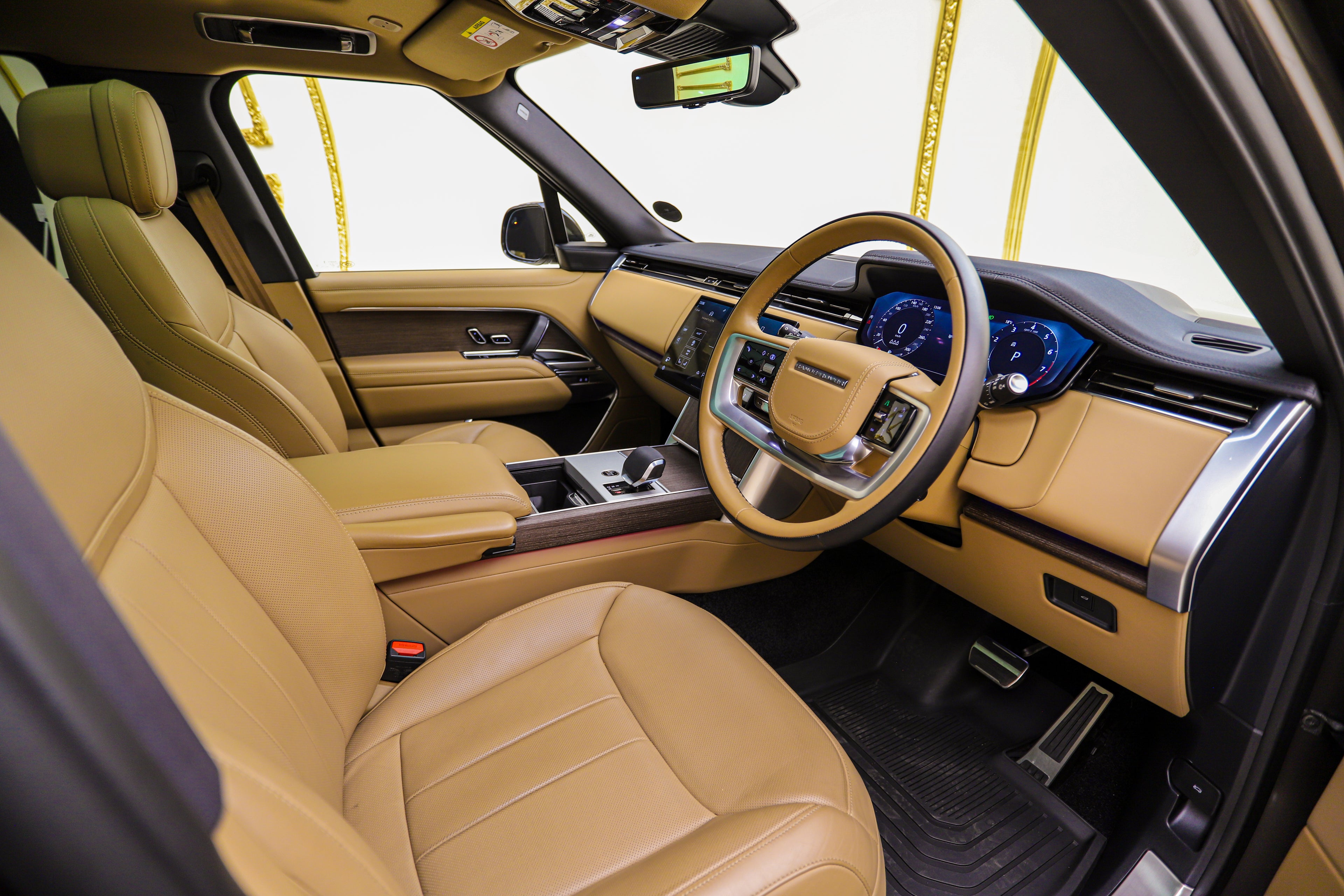 2025 Range Rover 4.4 V8 HSE (P530)