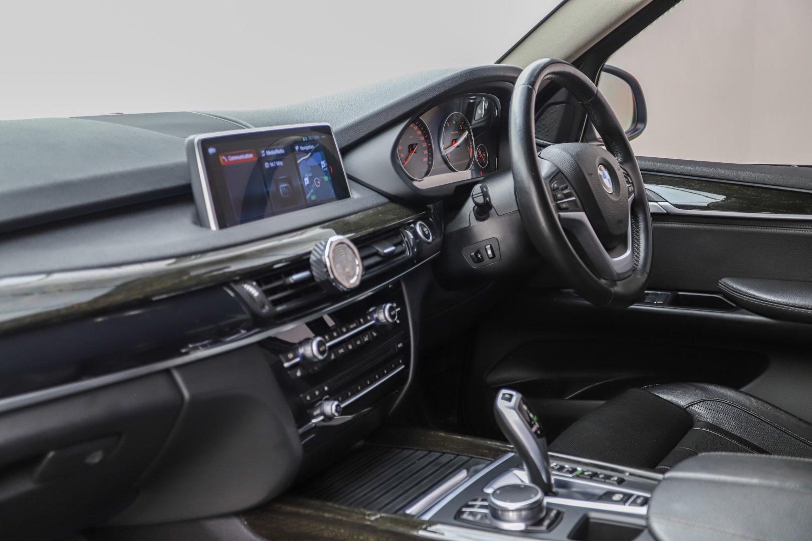 2021 BMW X5 M50i xDrive Security (F15) - VR4