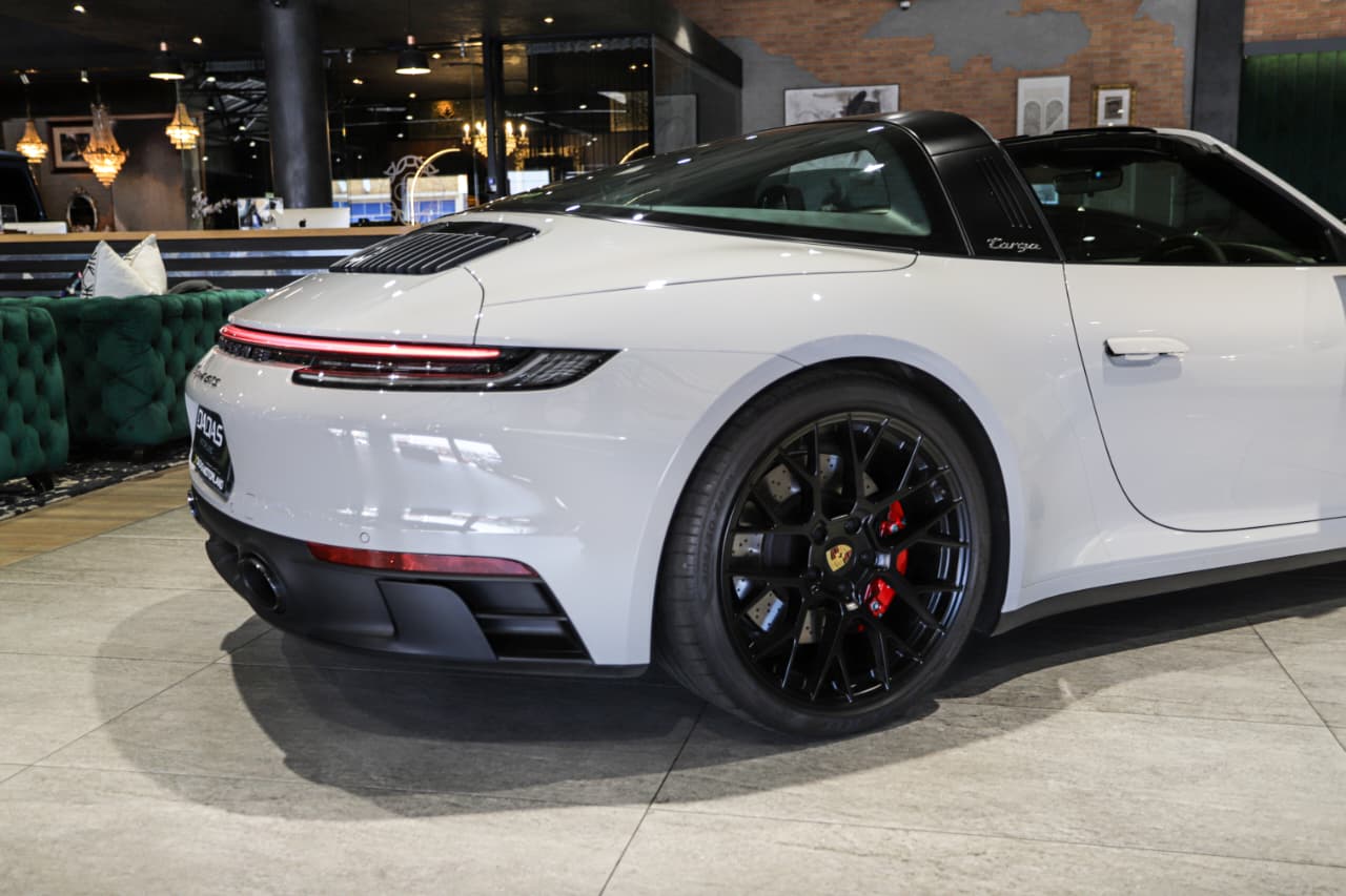 2024 Porsche 911 Targa 4 GTS
