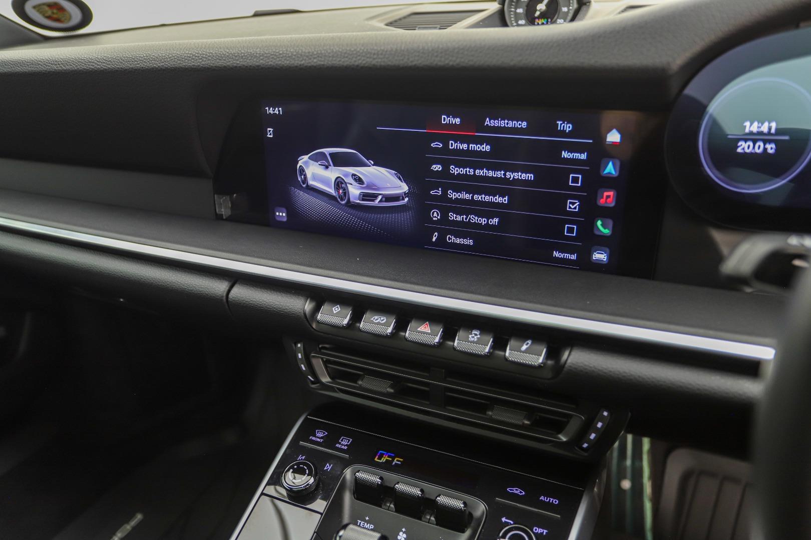 2022 Porsche 911 Carrera GTS (992)