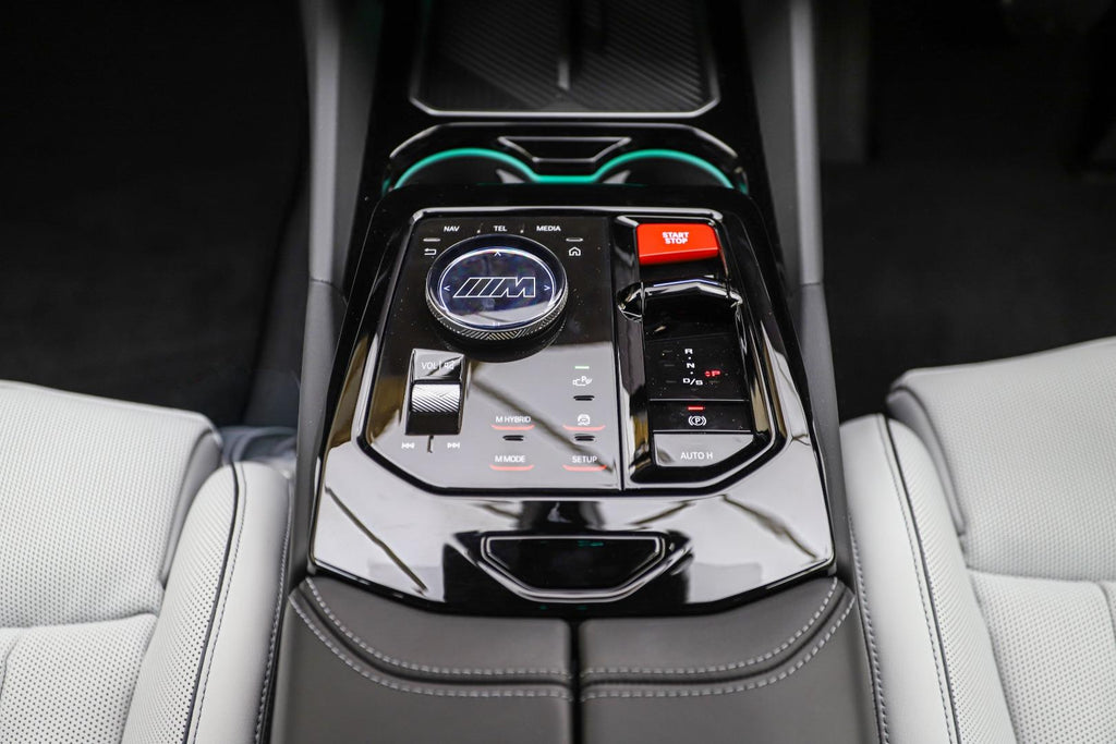 2025 BMW M5 (G90)