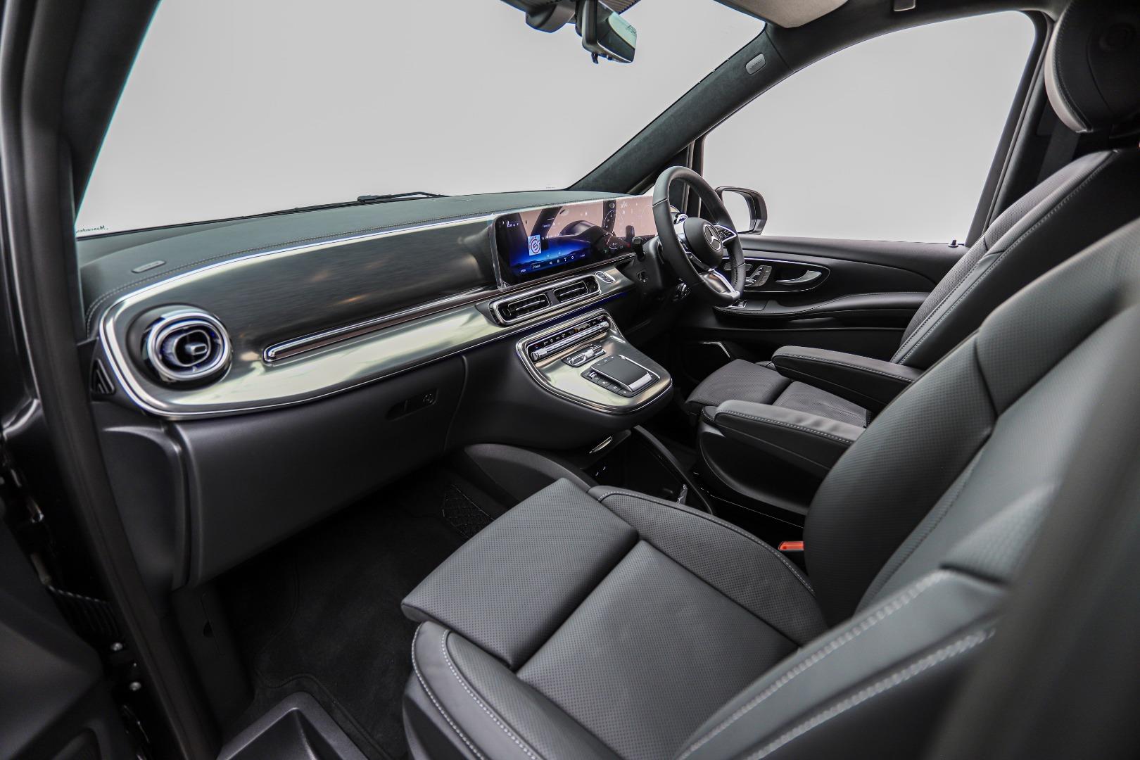 2025 Mercedes-Benz V300d Exclusive LUMMA CLR V
