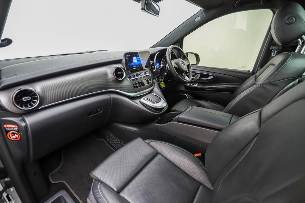 2022 Mercedes-Benz V300d Exclusive