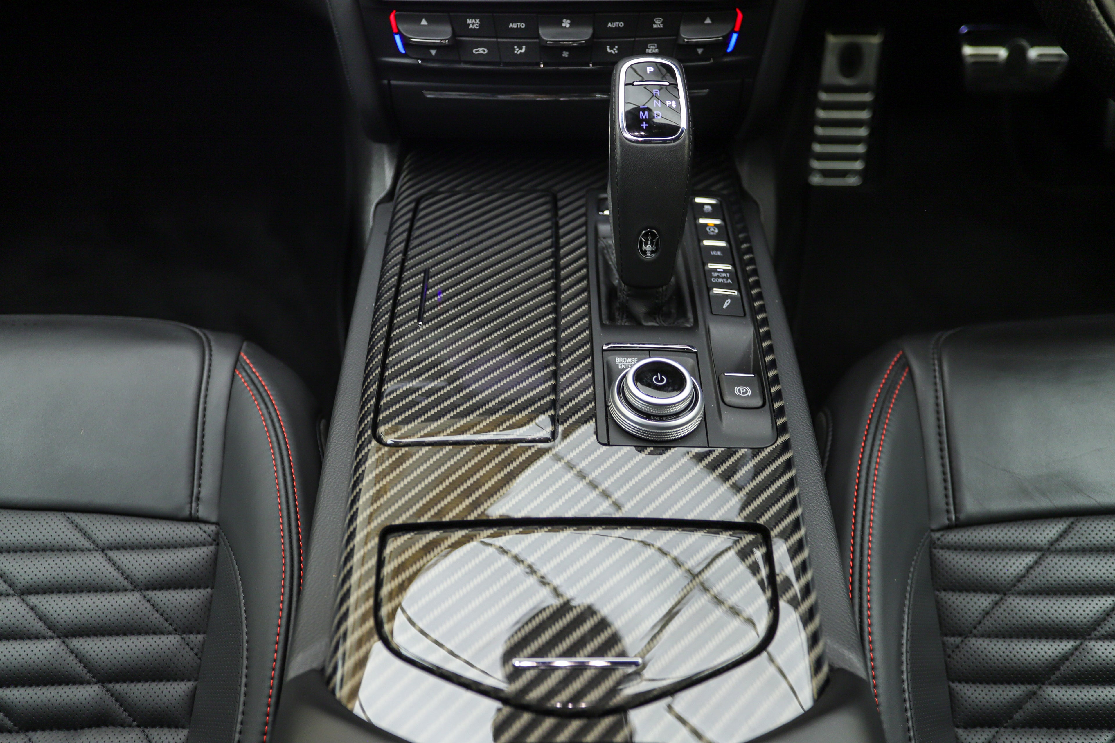 2021 Maserati Quattroporte Trofeo