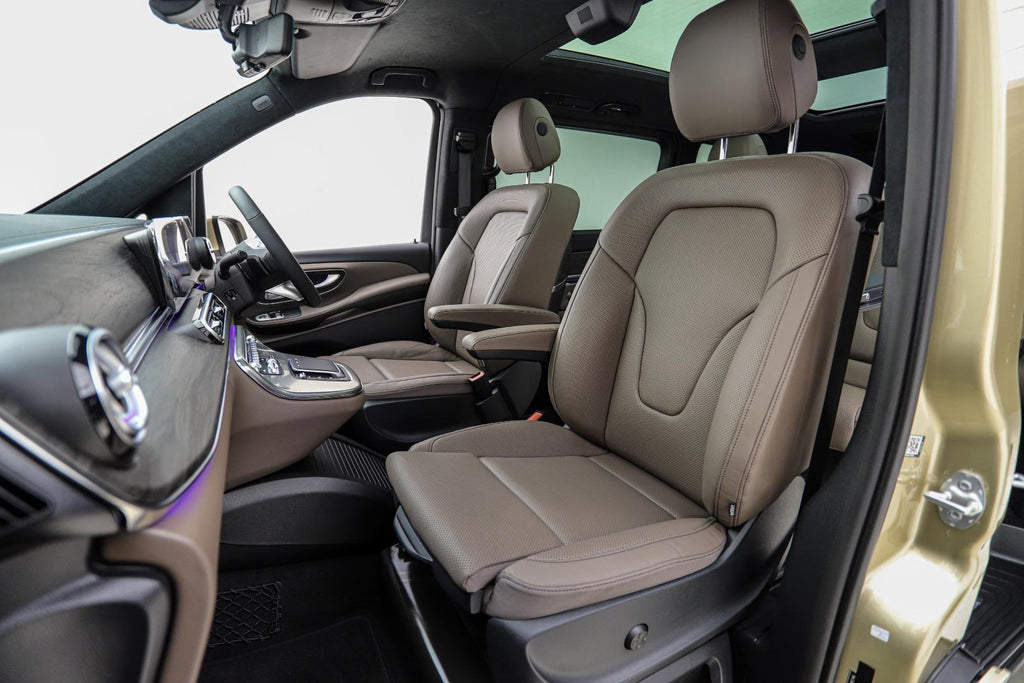 2025 Mercedes-Benz V300d Exclusive