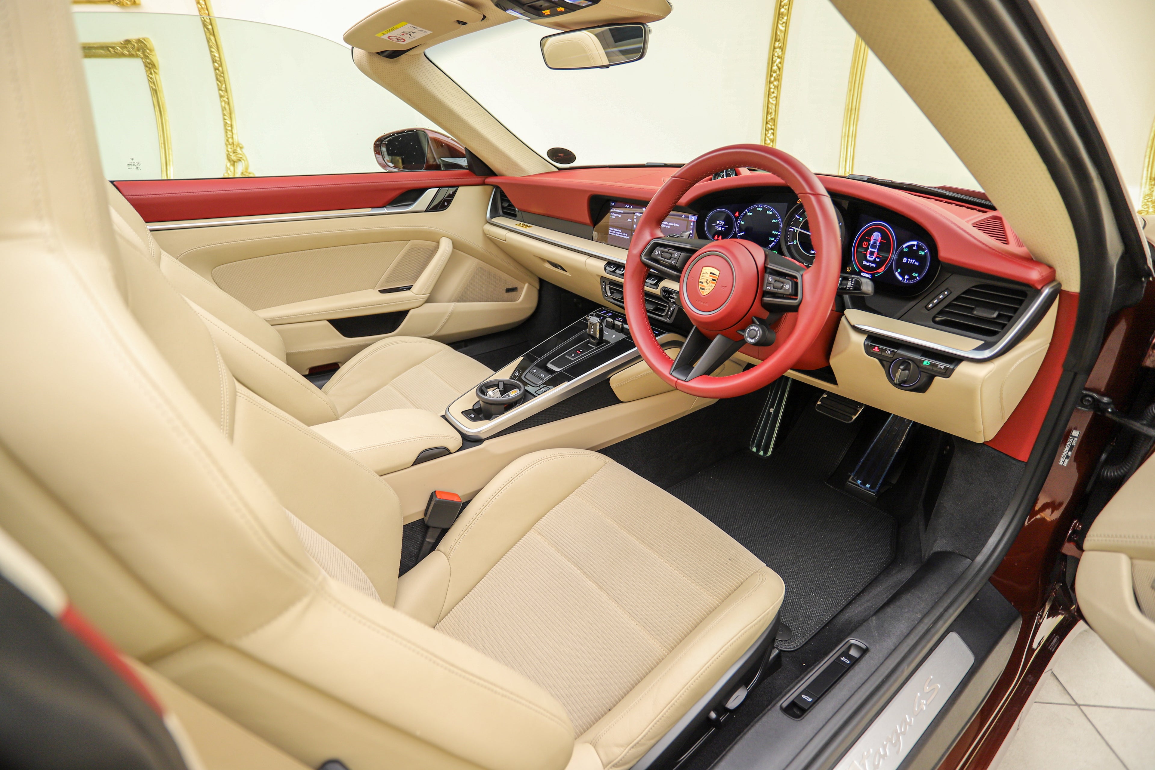 2021 Porsche 911 Targa 4S (992) Heritage Design Edition