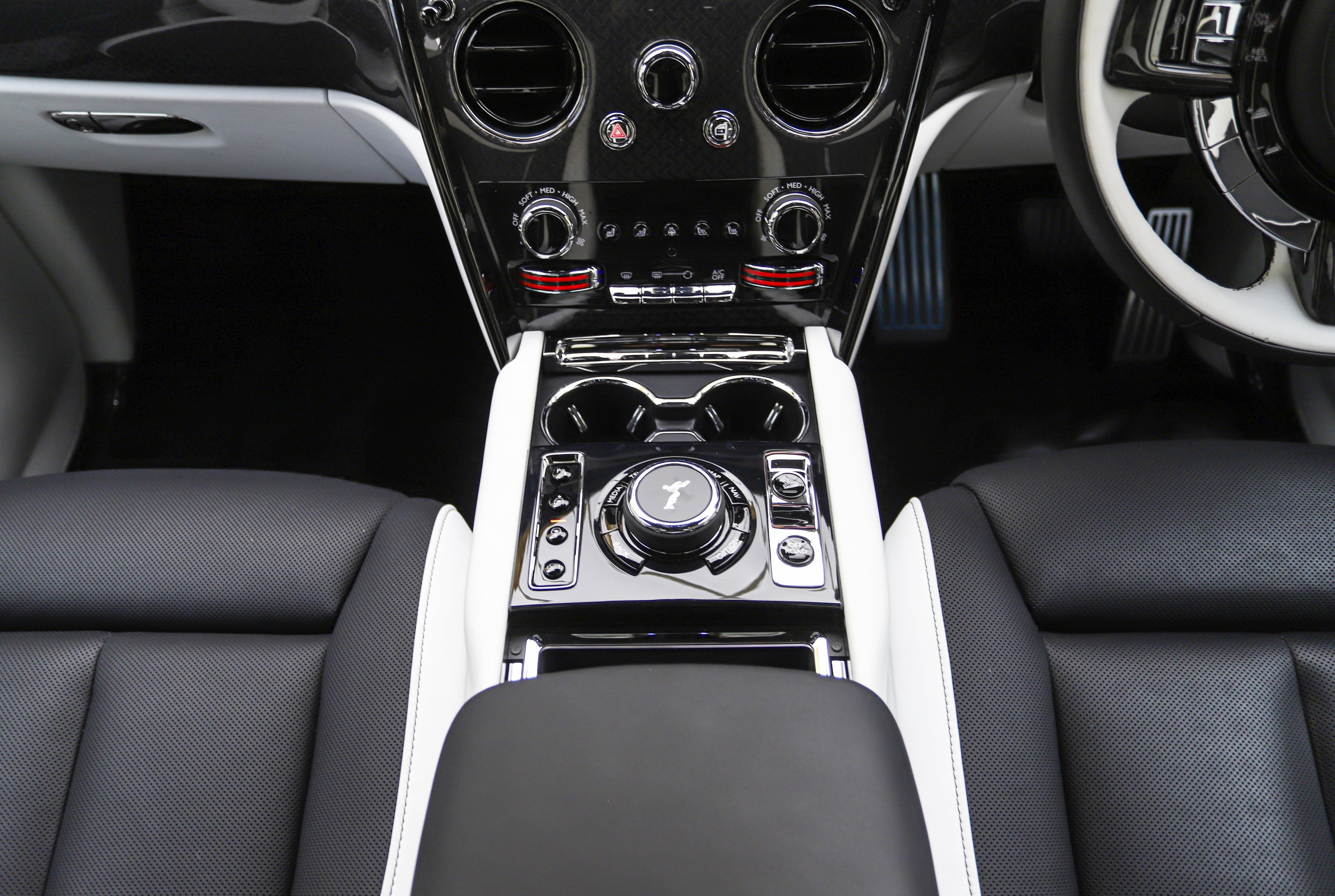 2025 Rolls-Royce Cullinan Black Badge Series II