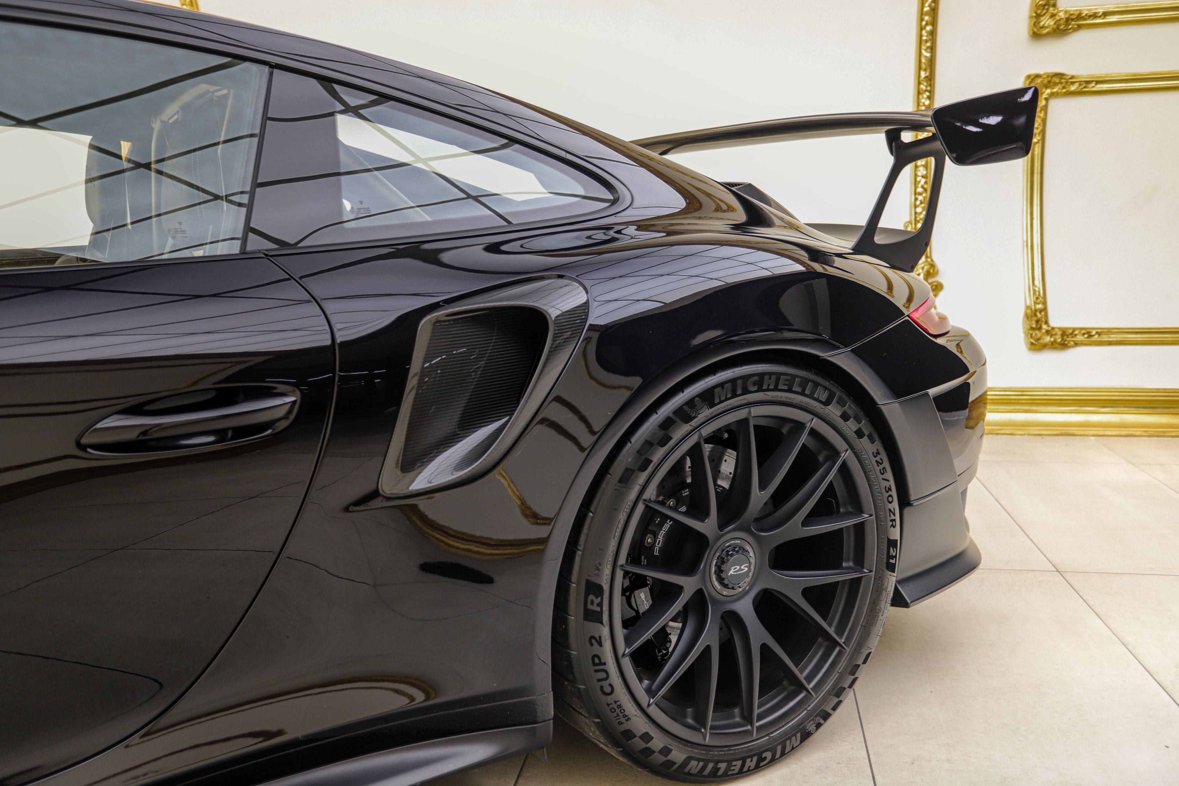 2019 Porsche 911 GT2 RS Weissach