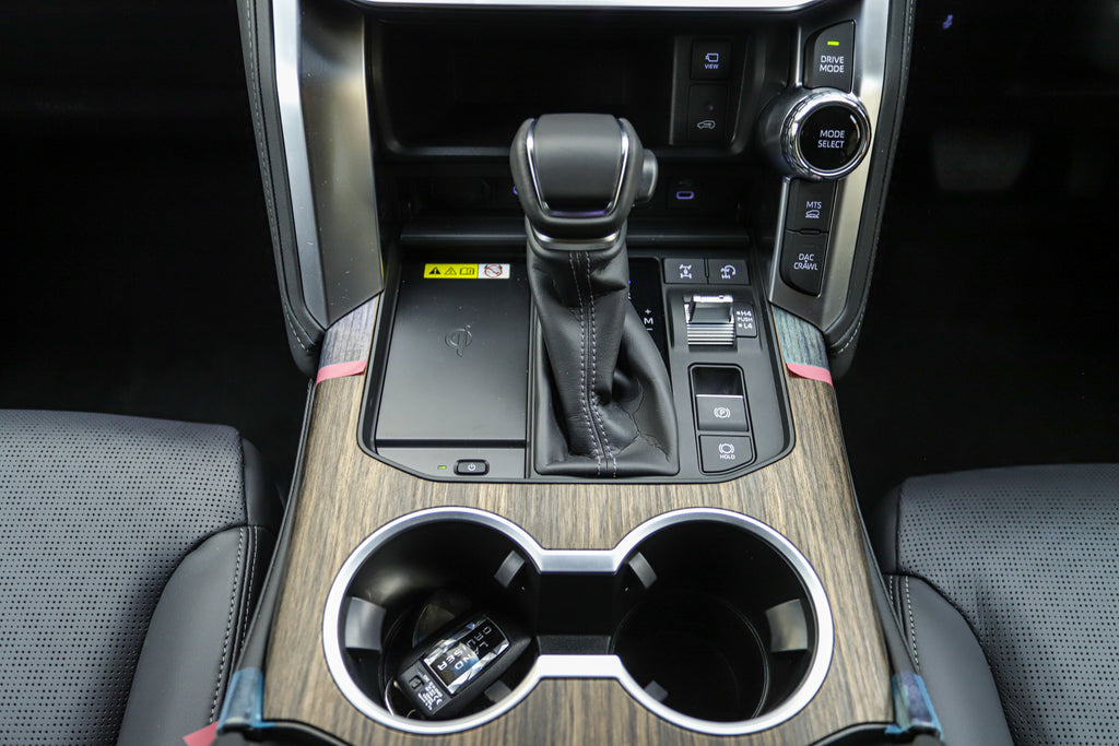 2026 Land Cruiser LC300 3.3d ZX