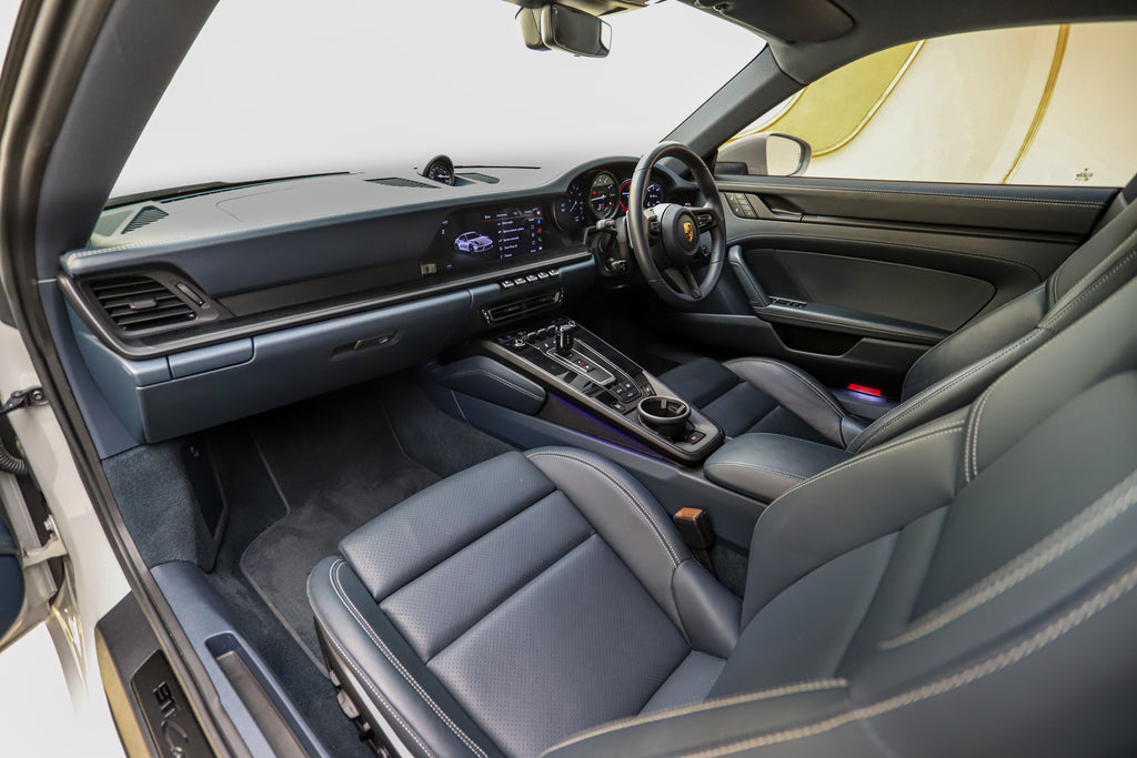 2023 Porsche 911 Carrera GTS (992)