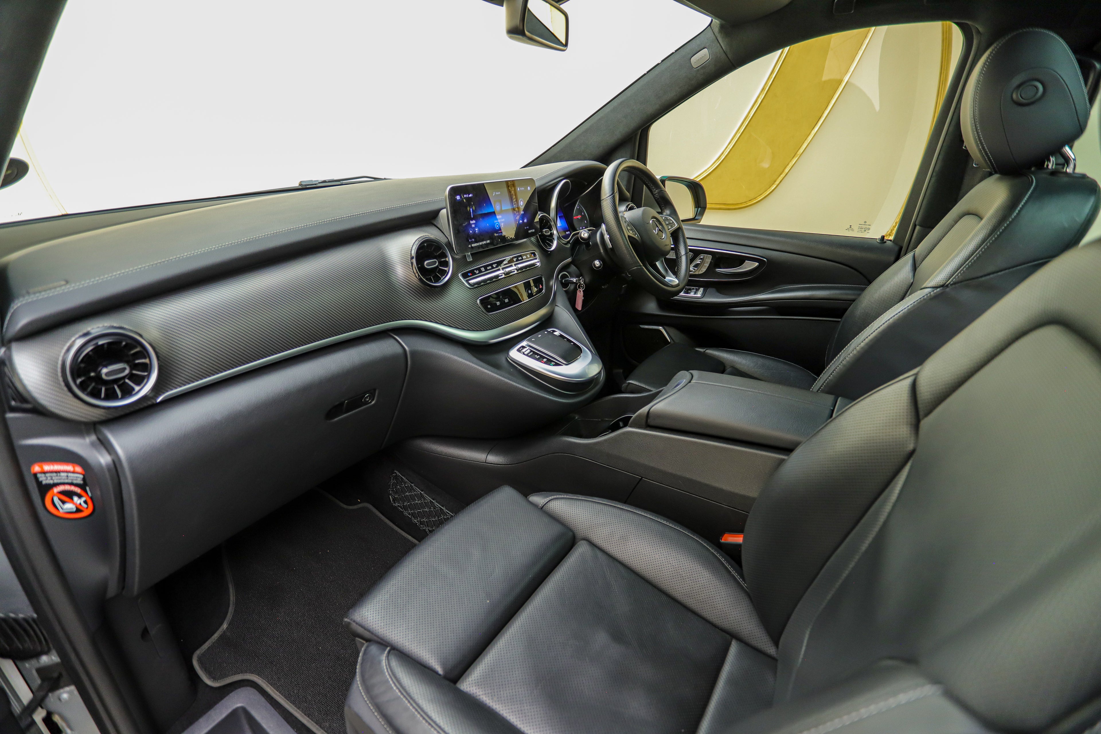 2022 Mercedes-Benz V300d Exclusive