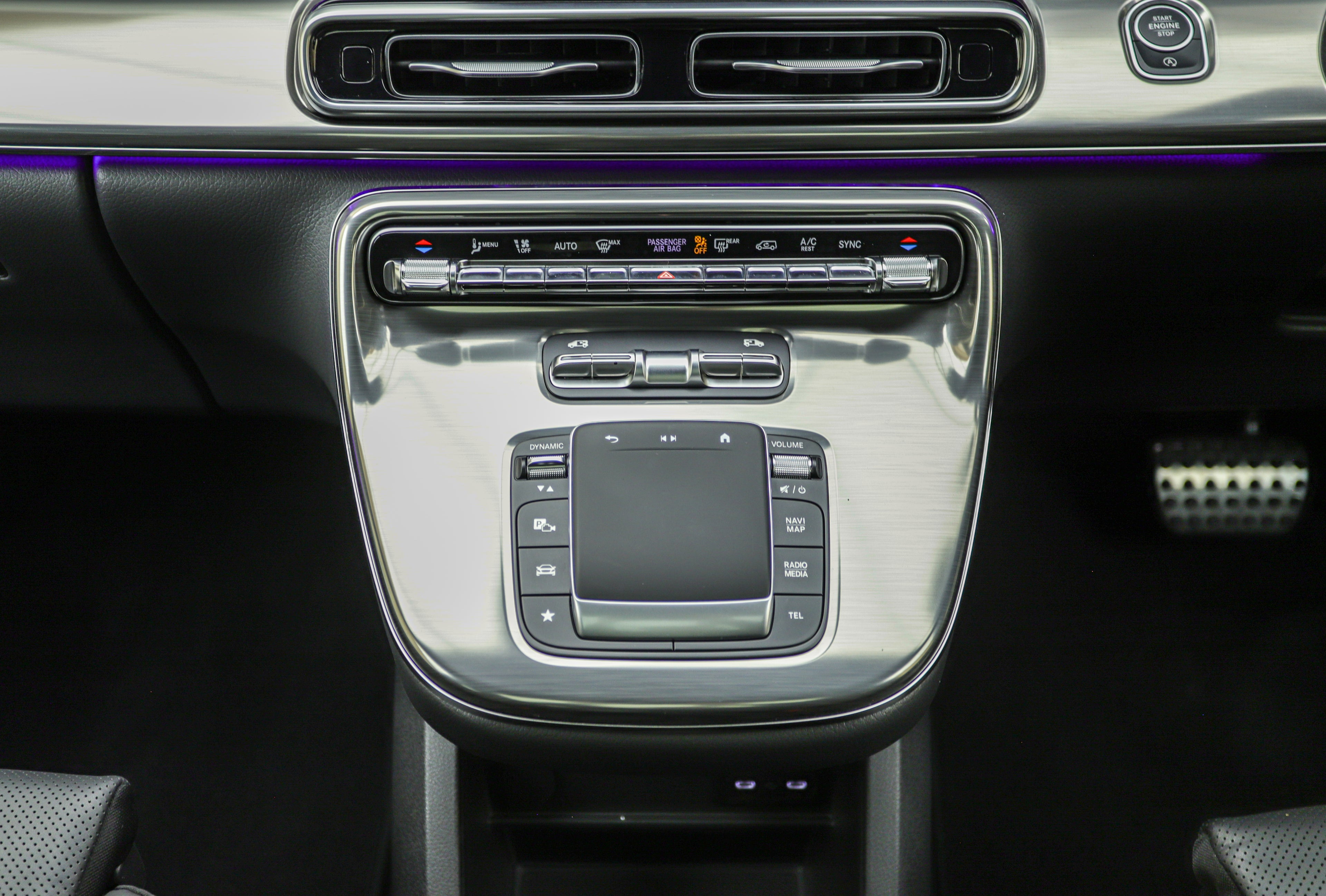 2026 Mercedes-Benz V300d Exclusive