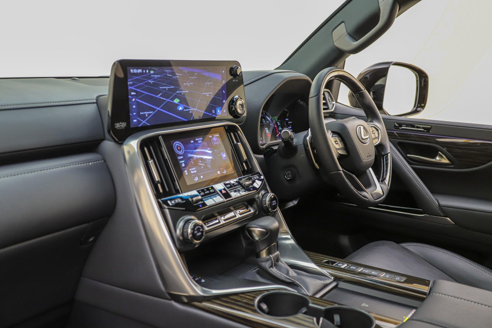 2025 Lexus LX600 Urban