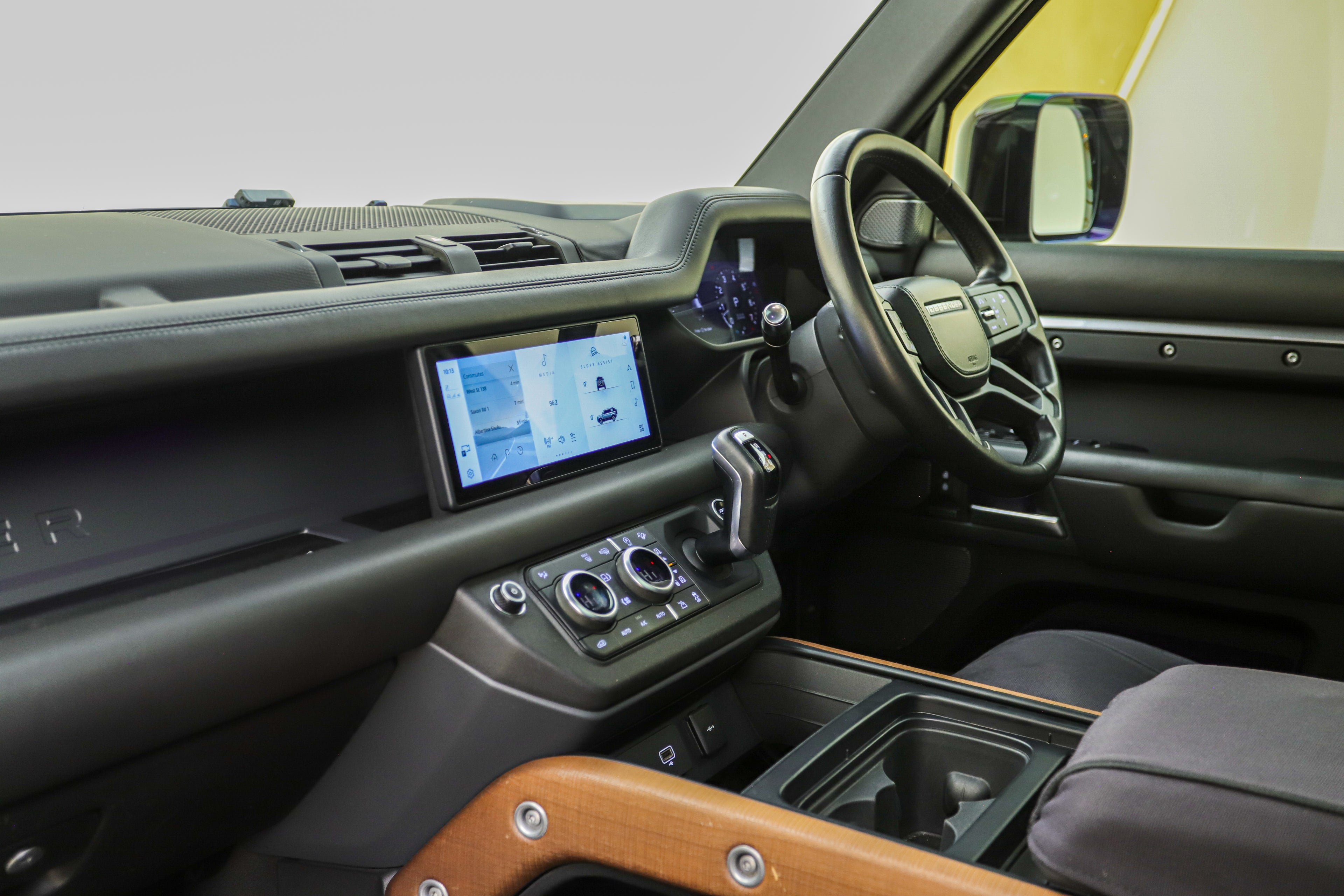 2021 Land Rover Defender 110 P400 X
