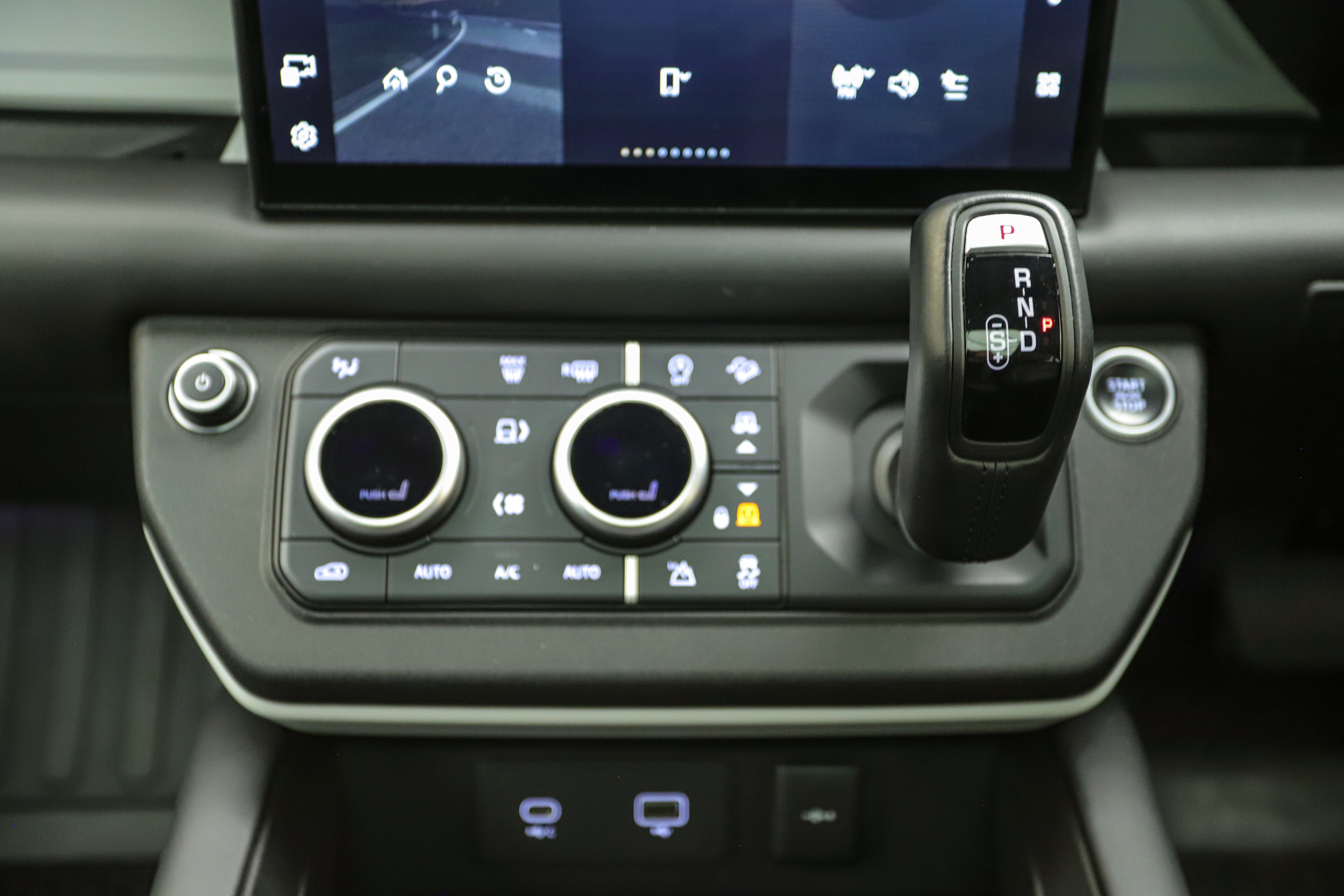 2022 Land Rover Defender 110 D240 HSE X-Dynamic