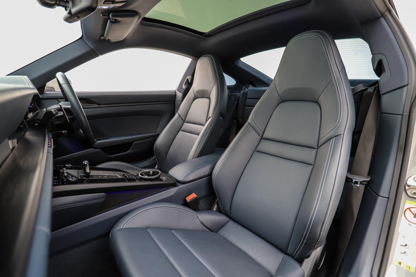 2023 Porsche 911 Carrera GTS (992)