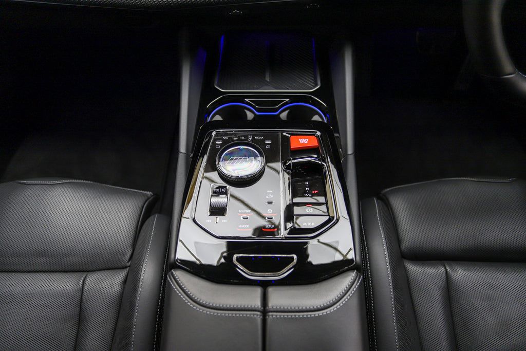 2024 BMW M5 (G90) M Hybrid