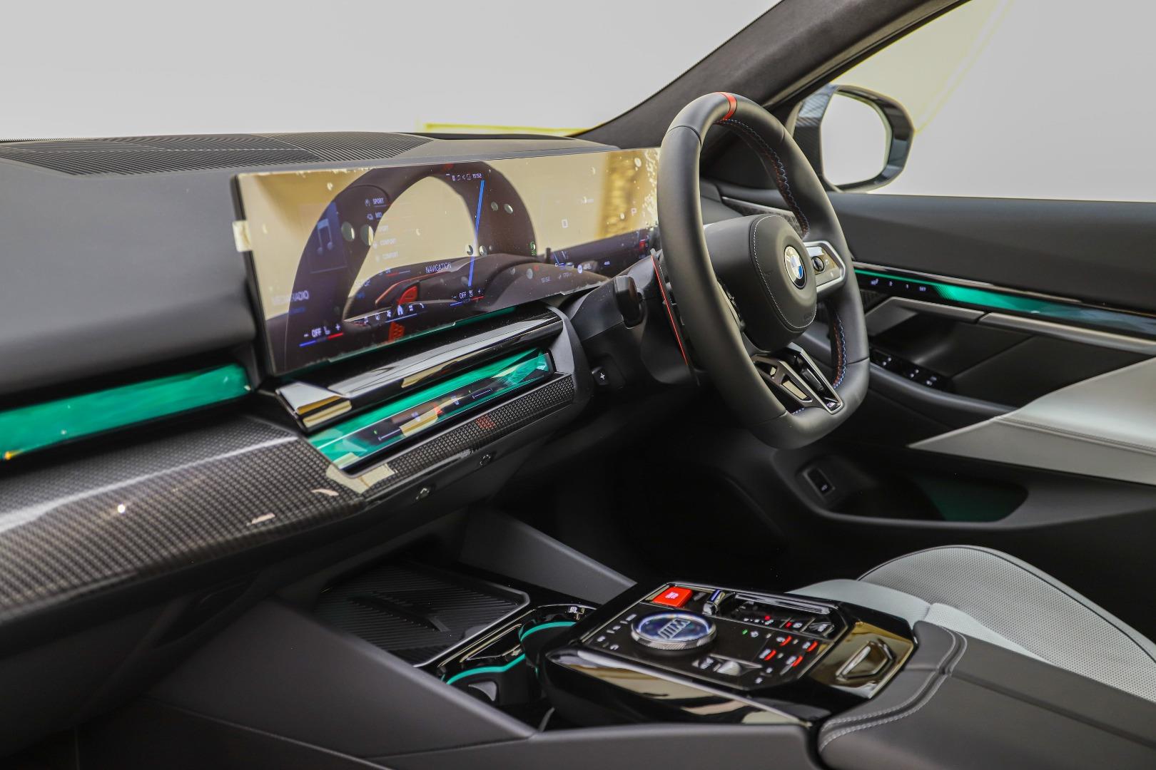 2025 BMW M5 (G90)