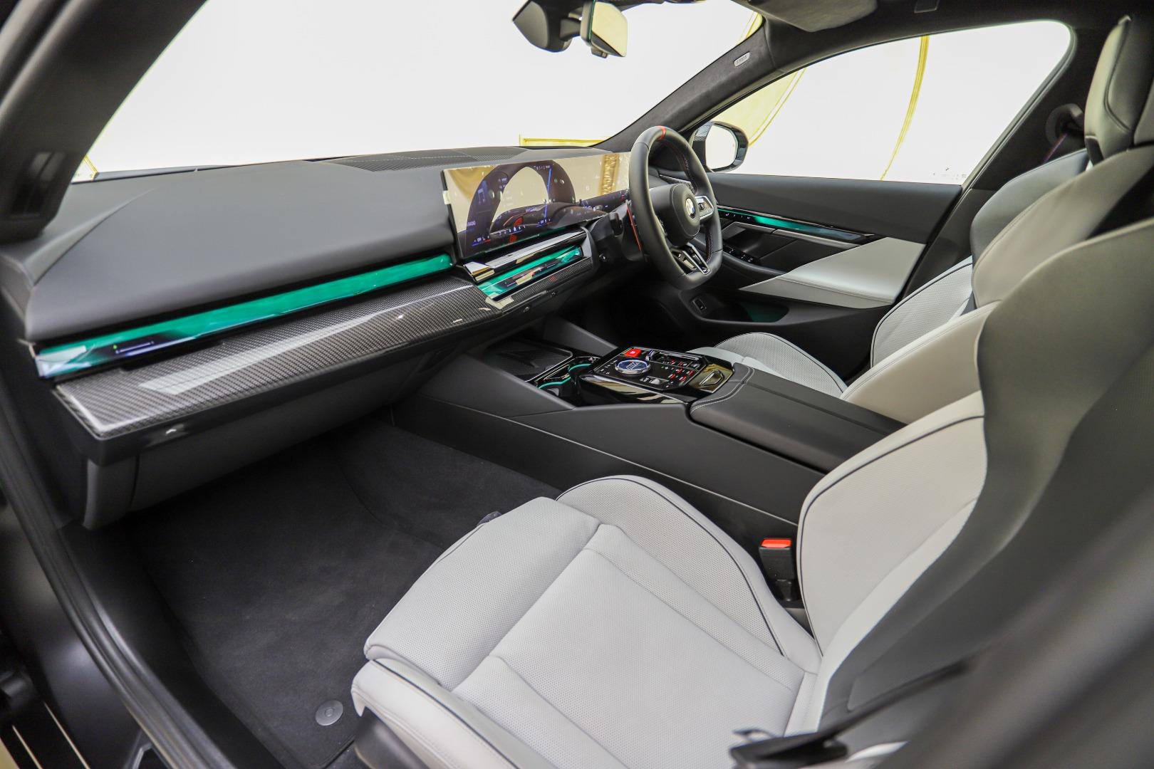 2025 BMW M5 (G90)