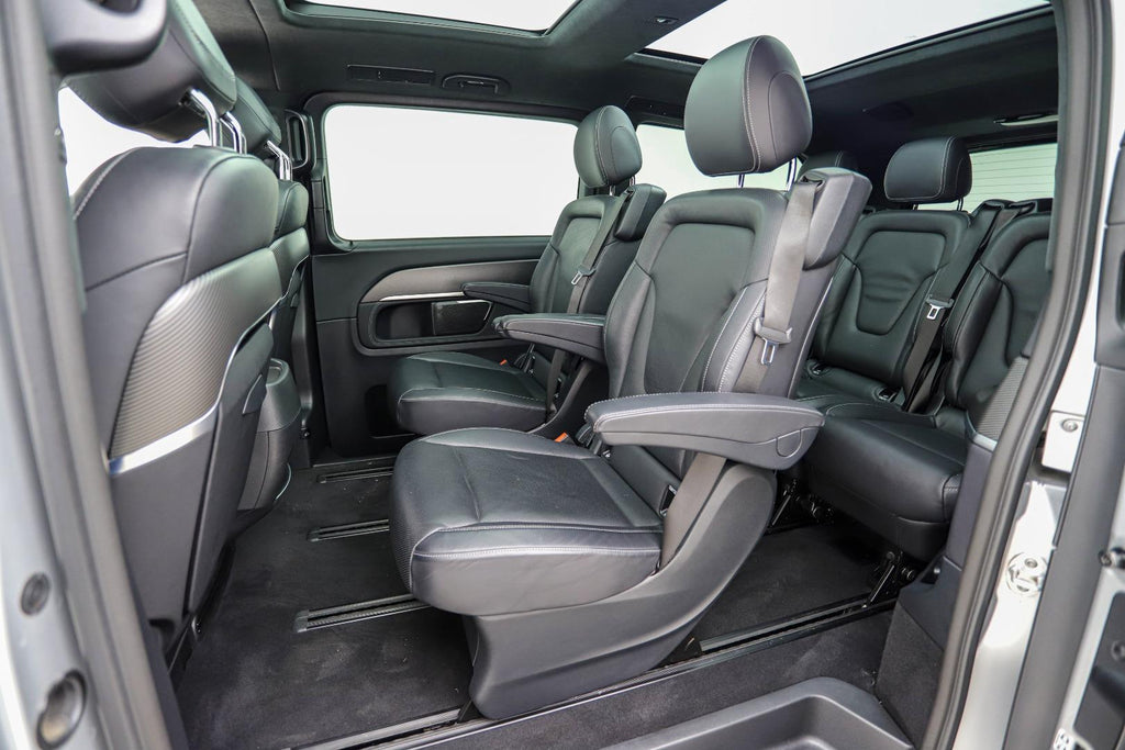 2022 Mercedes-Benz V300d Exclusive