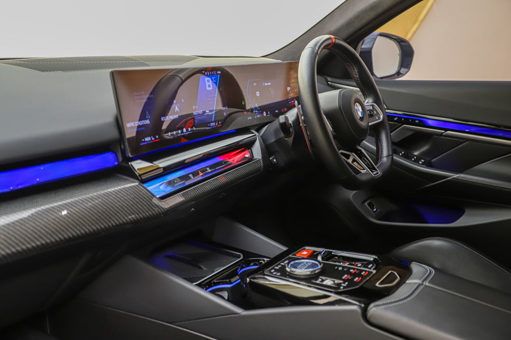 2024 BMW M5 (G90) M Hybrid