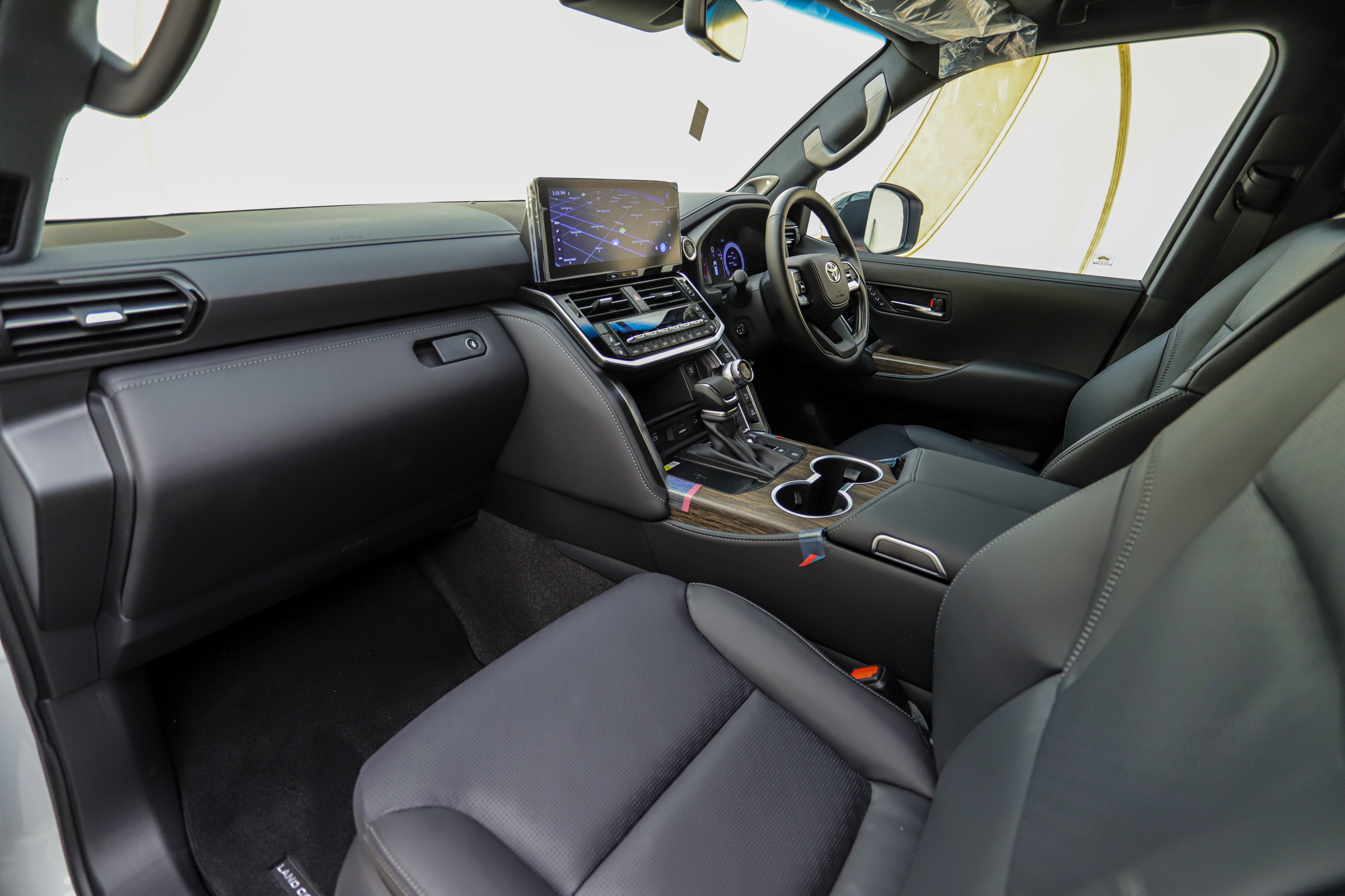 2026 Land Cruiser LC300 3.3d ZX