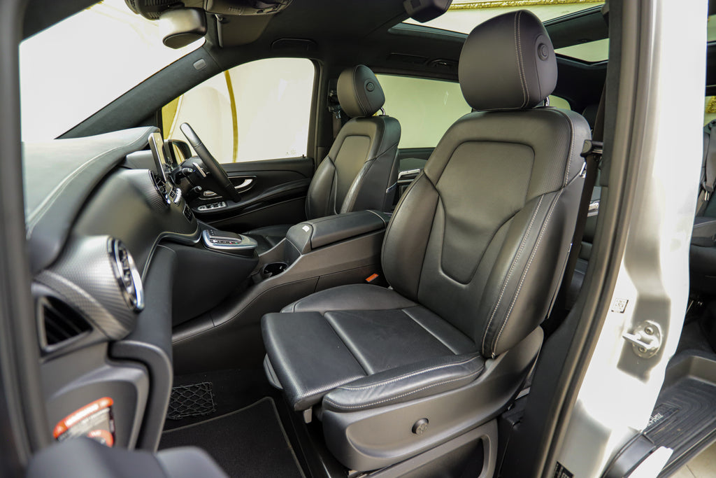 2022 Mercedes-Benz V300d Exclusive