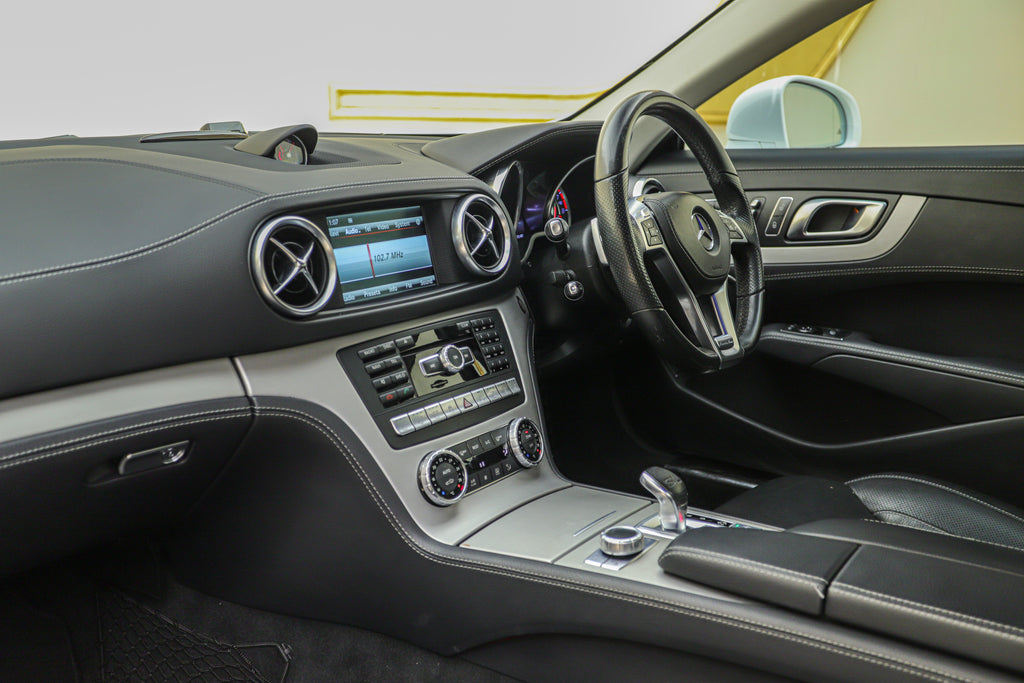 2015 Mercedes-Benz SL400 AMG Line