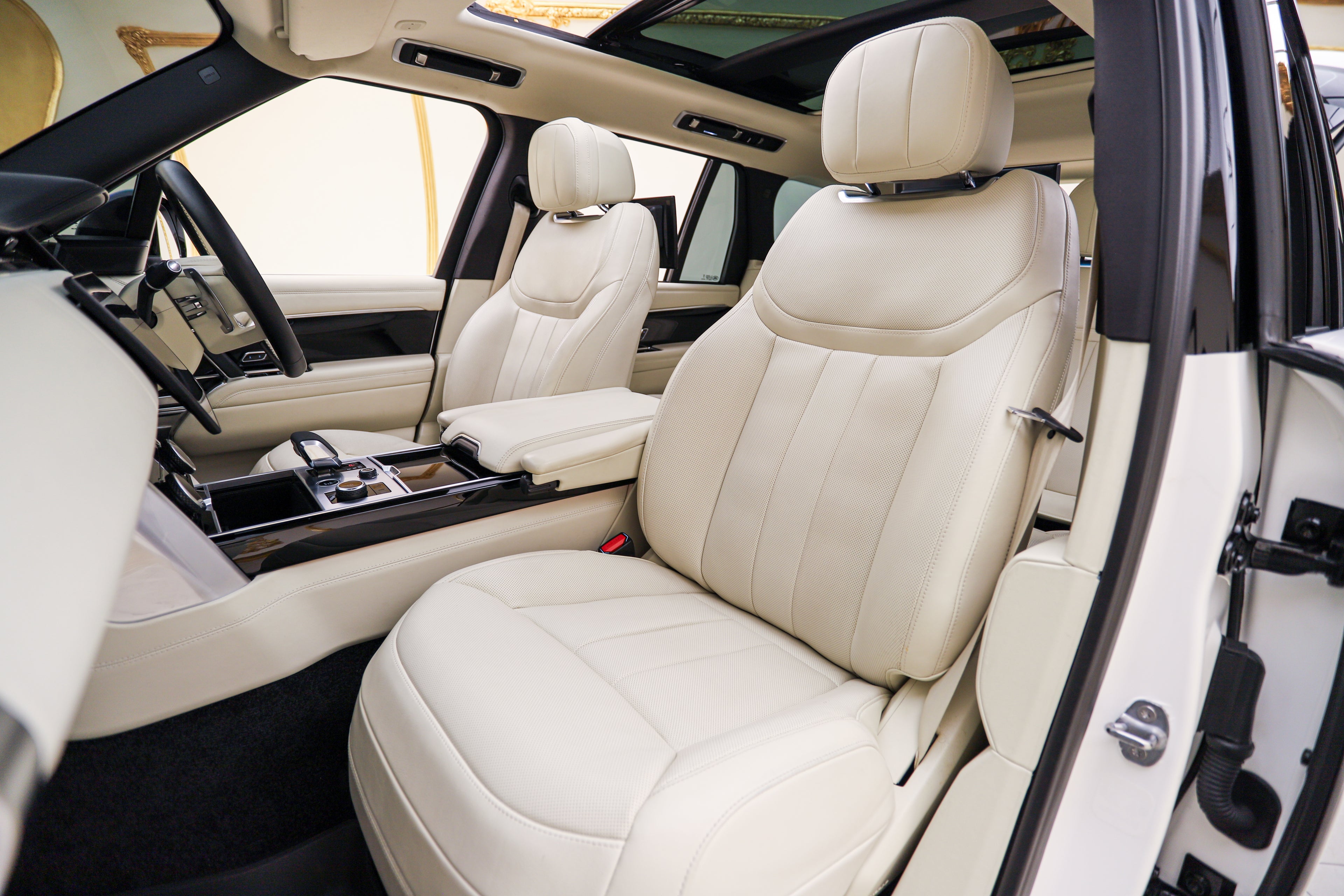 2023 Range Rover P530 4.4 Autobiography