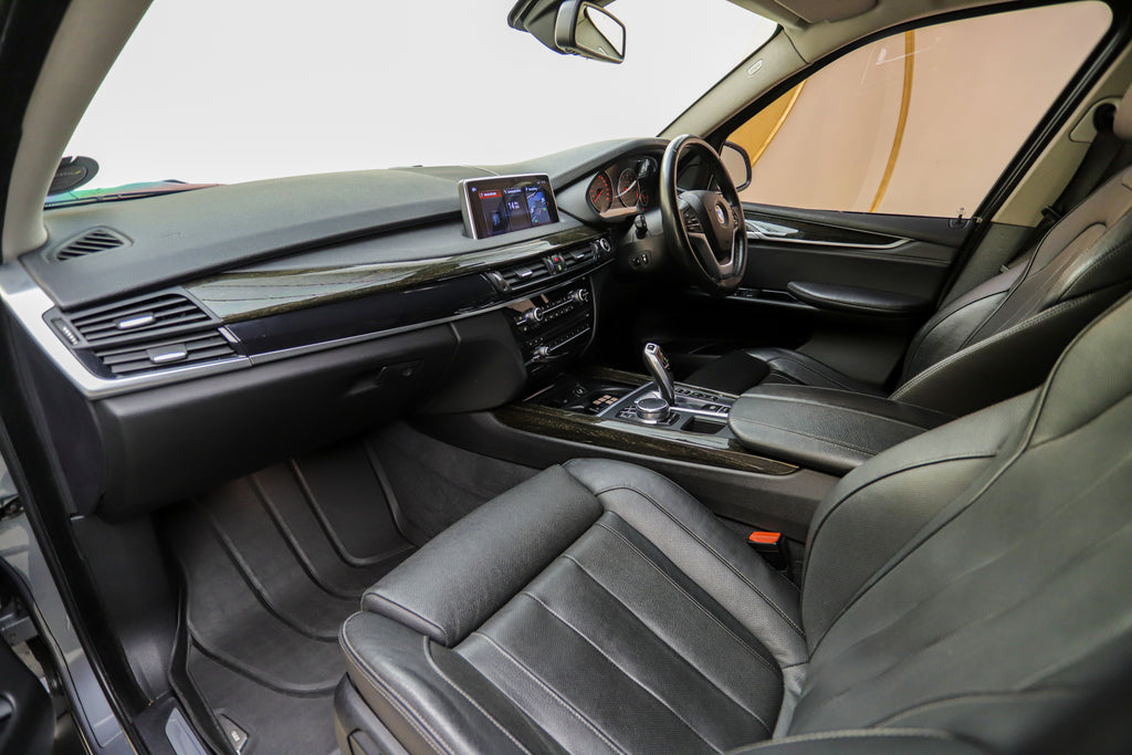 2021 BMW X5 M50i xDrive Security (F15) - VR4