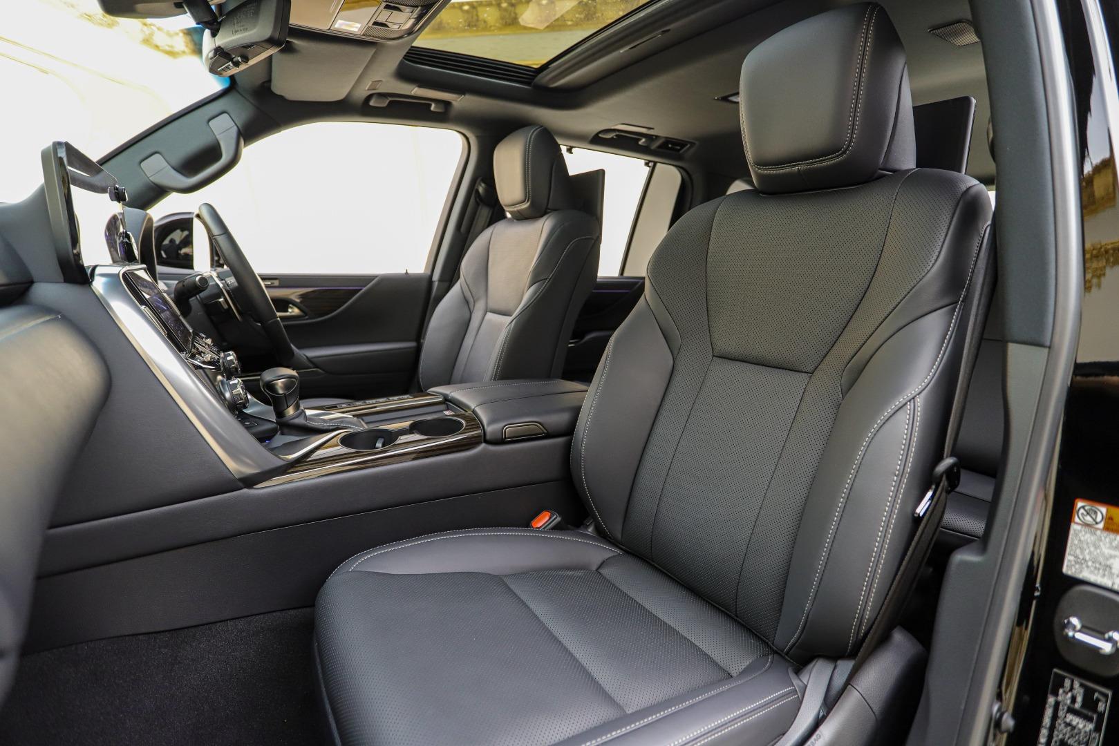 2025 Lexus LX600 Urban
