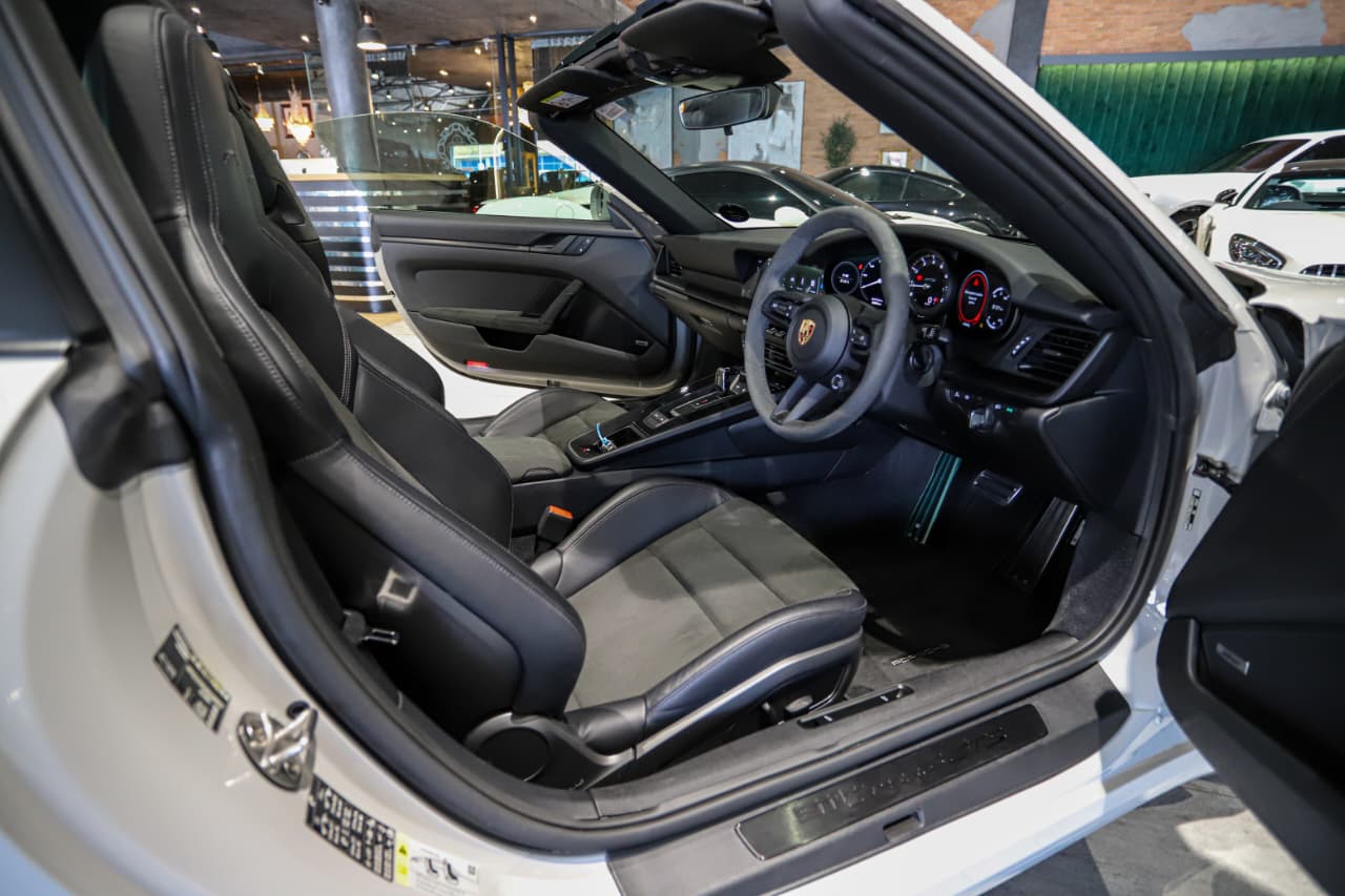2024 Porsche 911 Targa 4 GTS