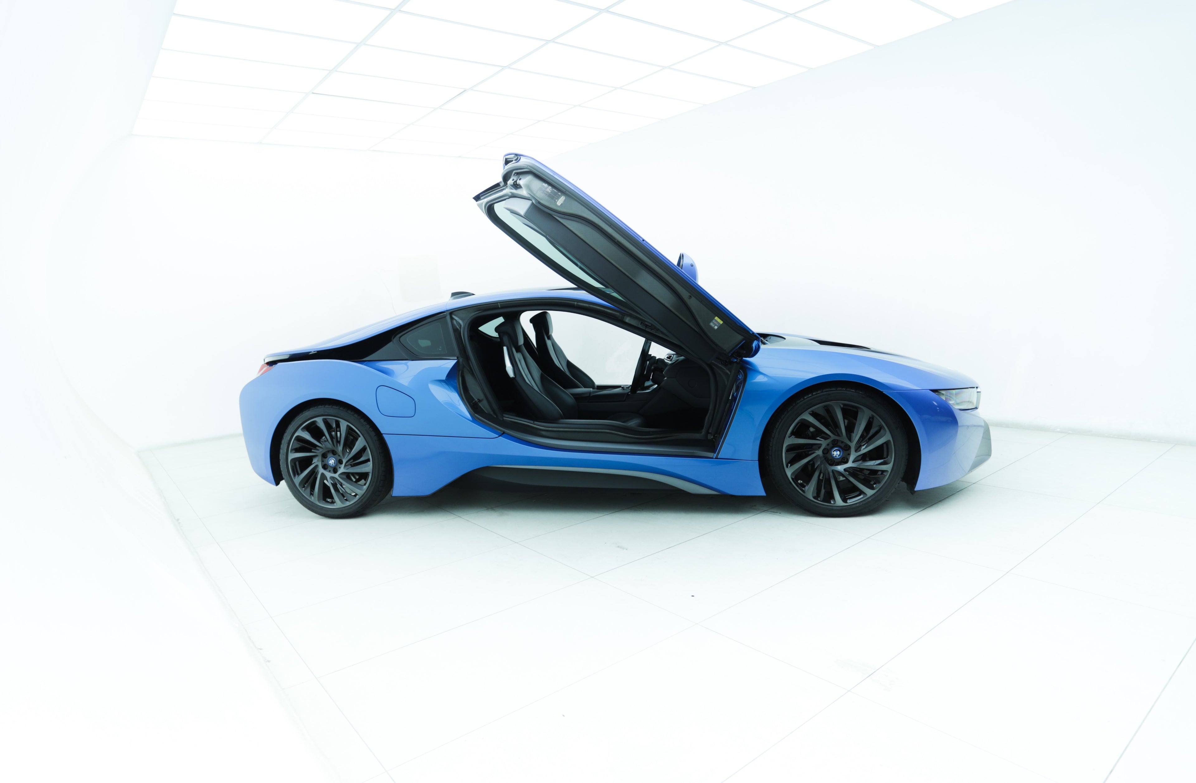 2016 BMW i8
