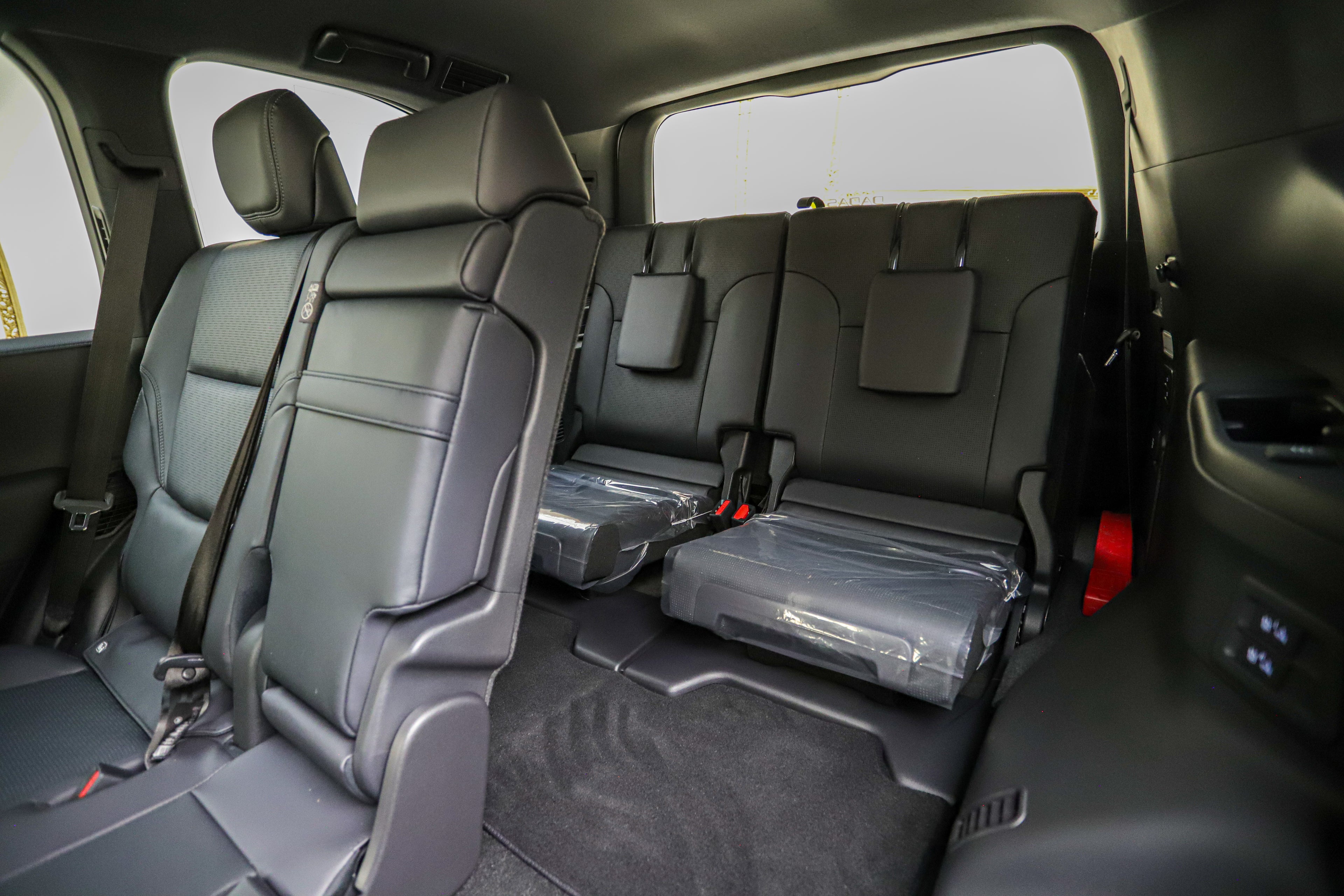 2026 Land Cruiser LC300 3.3d ZX