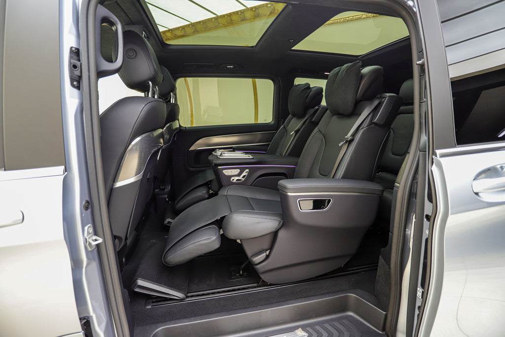 2026 Mercedes-Benz V300d Exclusive