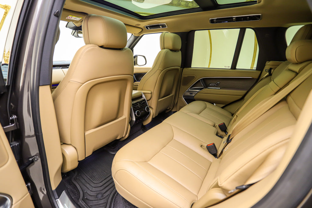 2025 Range Rover 4.4 V8 HSE (P530)