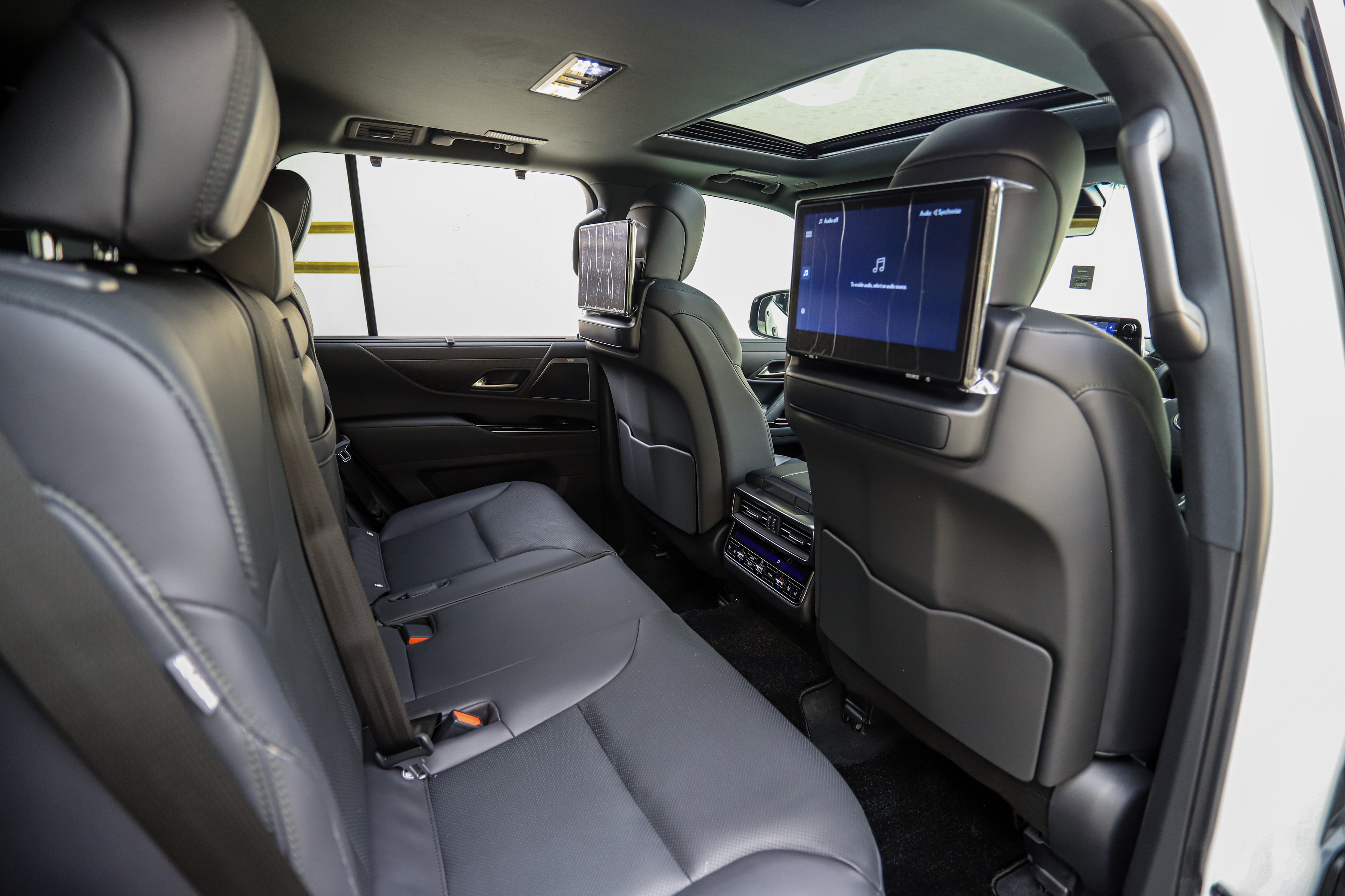 2026 Lexus LX 500d Overtrail