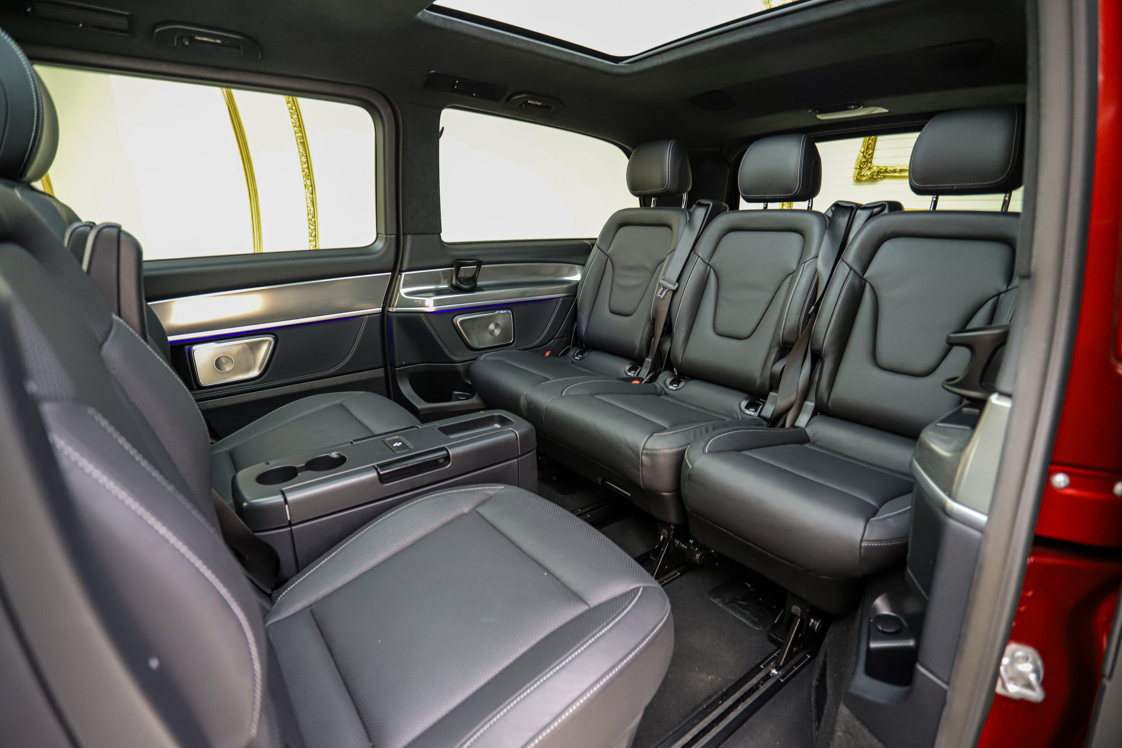 2025 Mercedes-Benz V300d Exclusive LUMMA CLR V