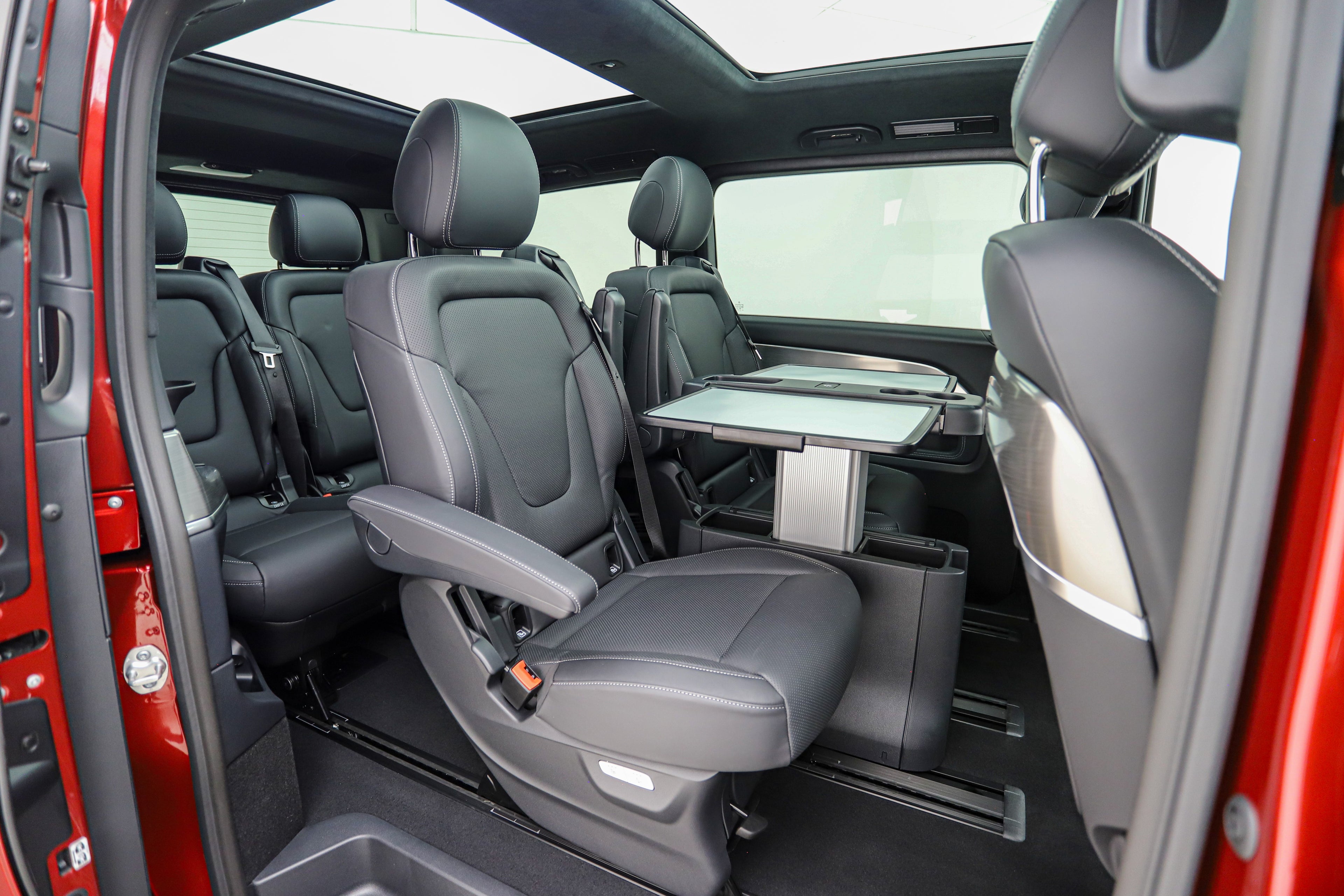 2025 Mercedes-Benz V300d Exclusive LUMMA CLR V