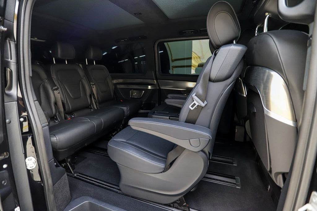 2025 Mercedes-Benz V300d