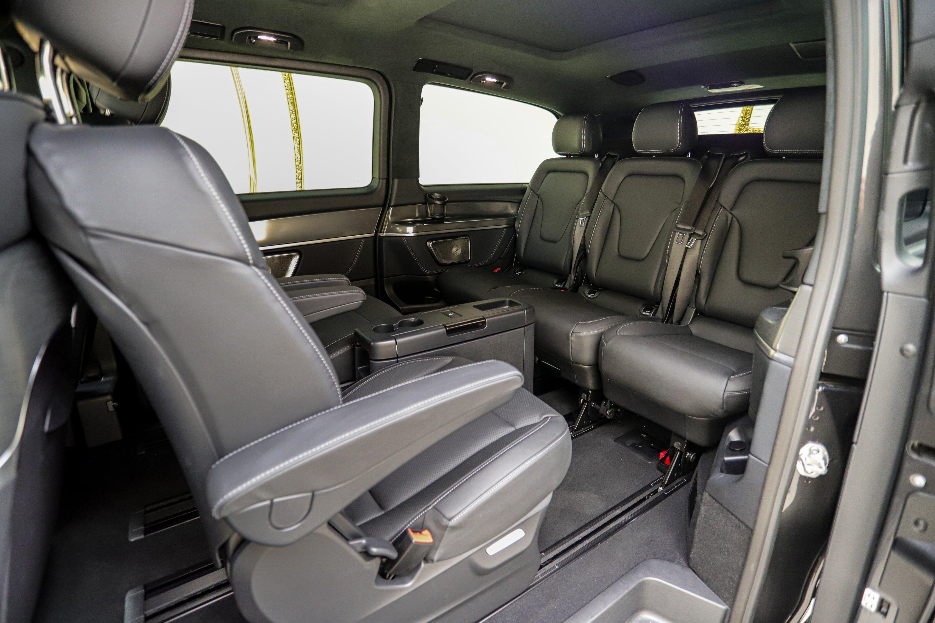 2025 Mercedes-Benz V300d Exclusive LUMMA CLR V