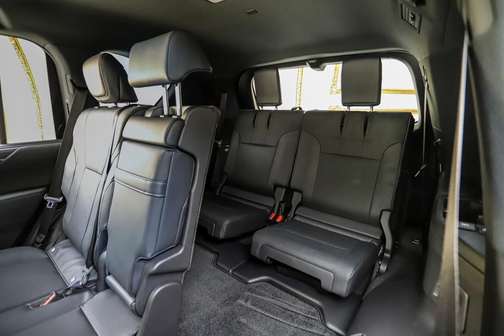 2025 Lexus LX600 Urban