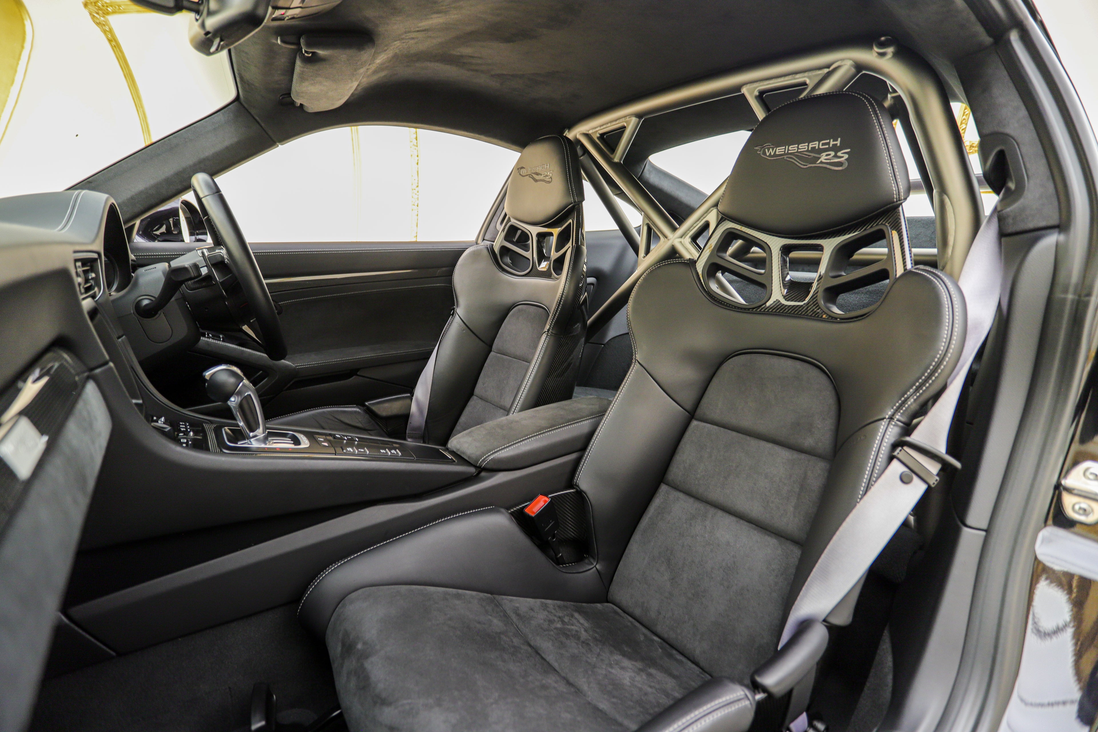 2019 Porsche 911 GT2 RS Weissach