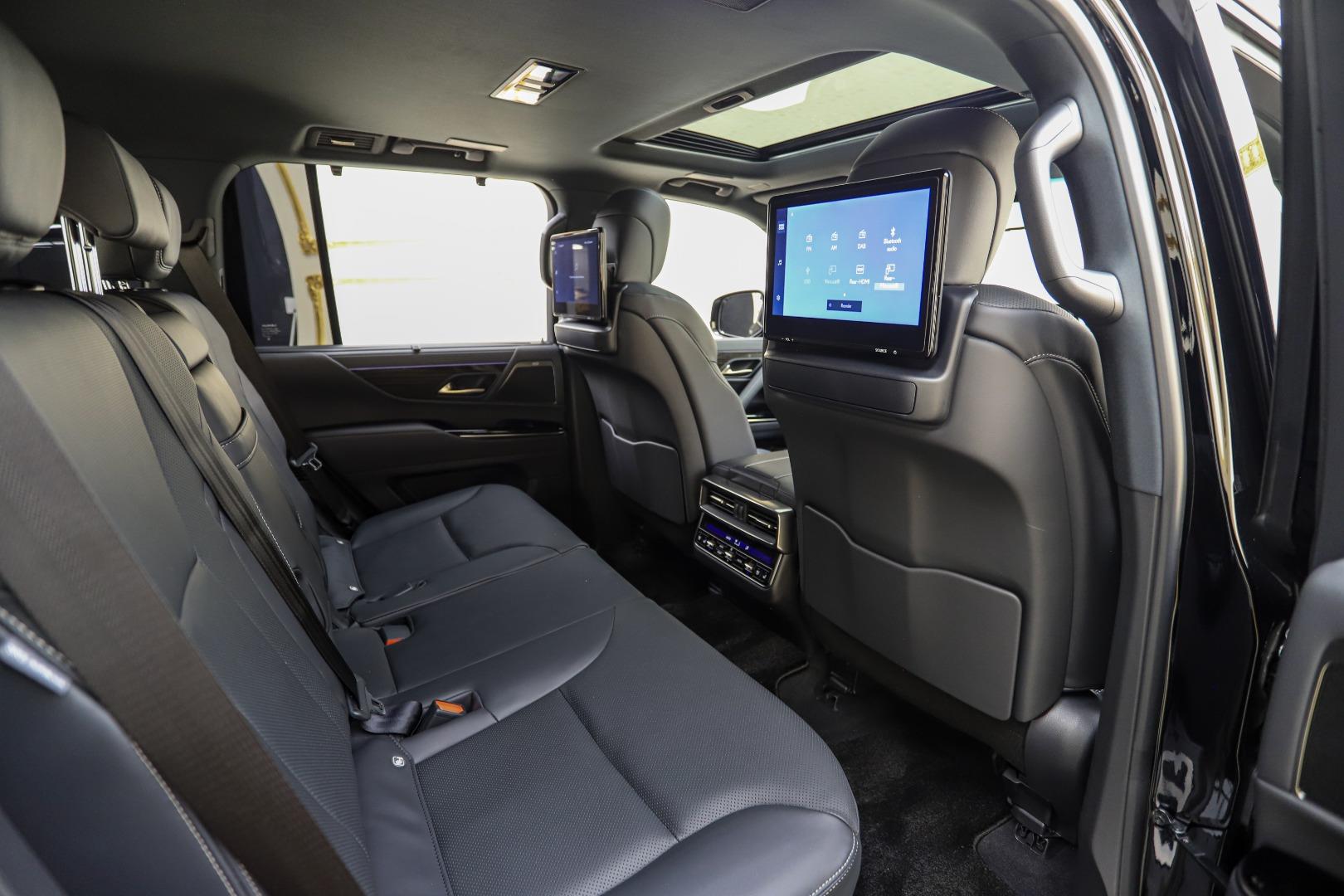 2025 Lexus LX600 Urban