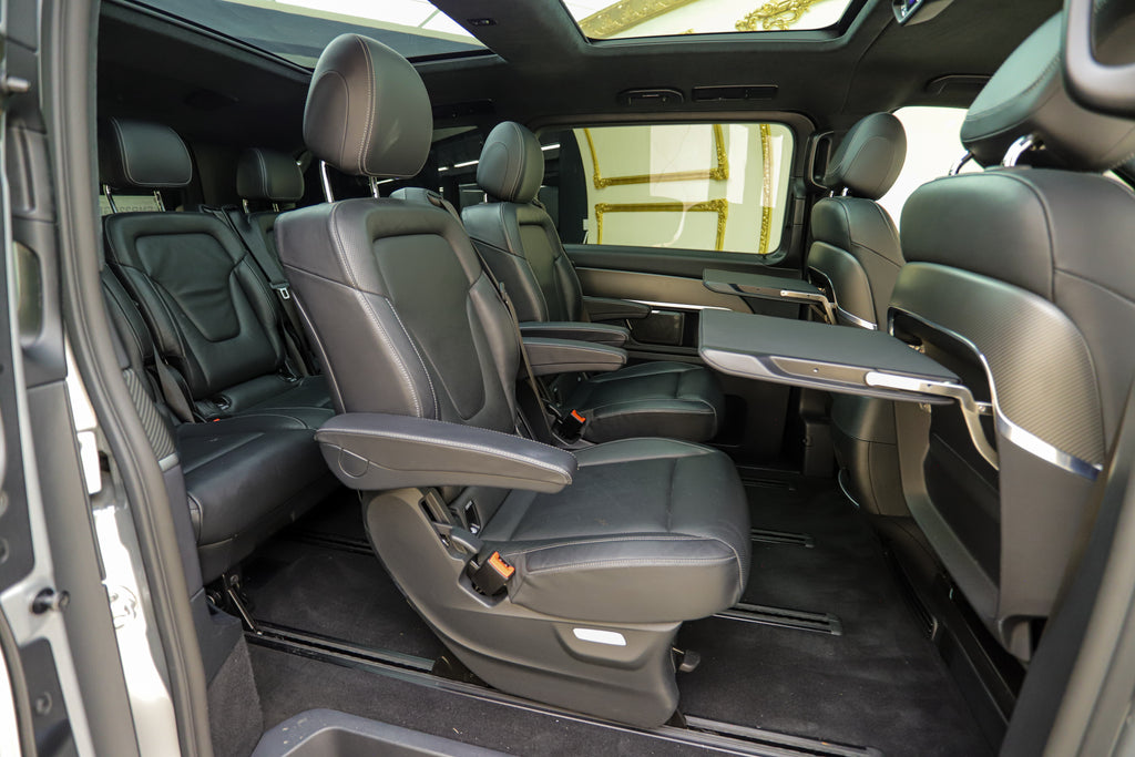 2022 Mercedes-Benz V300d Exclusive