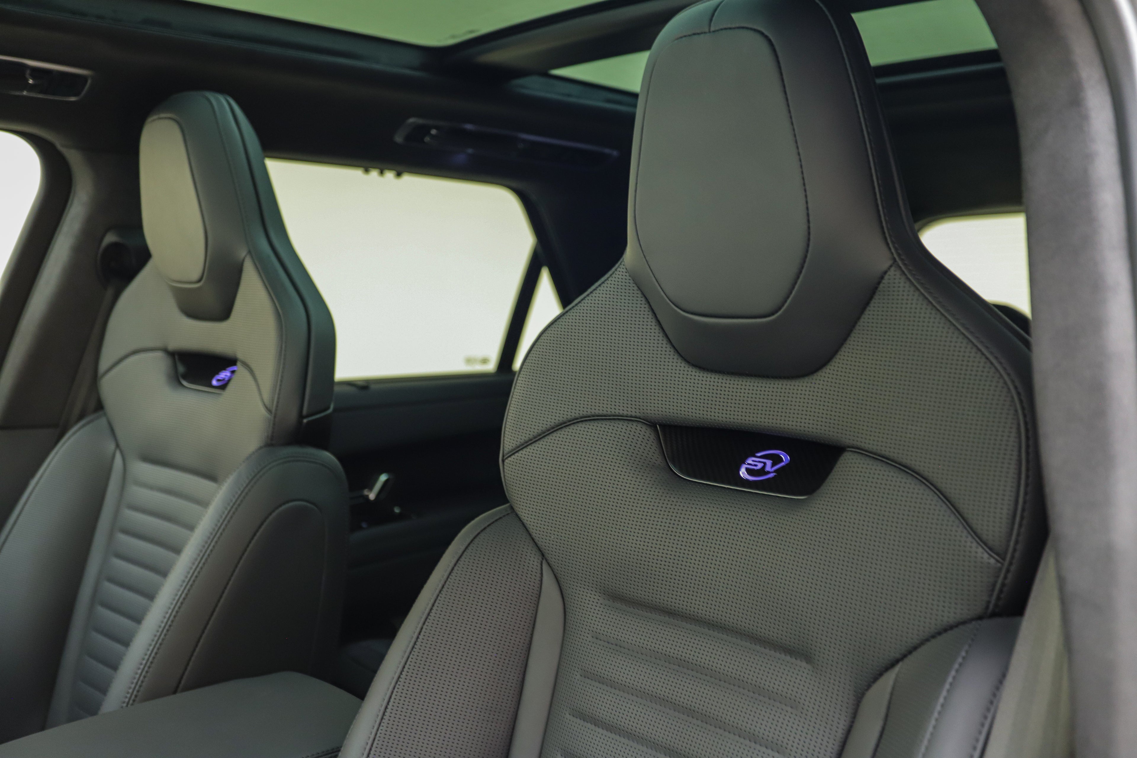 2025 Range Rover Sport SV Edition Two (P635)