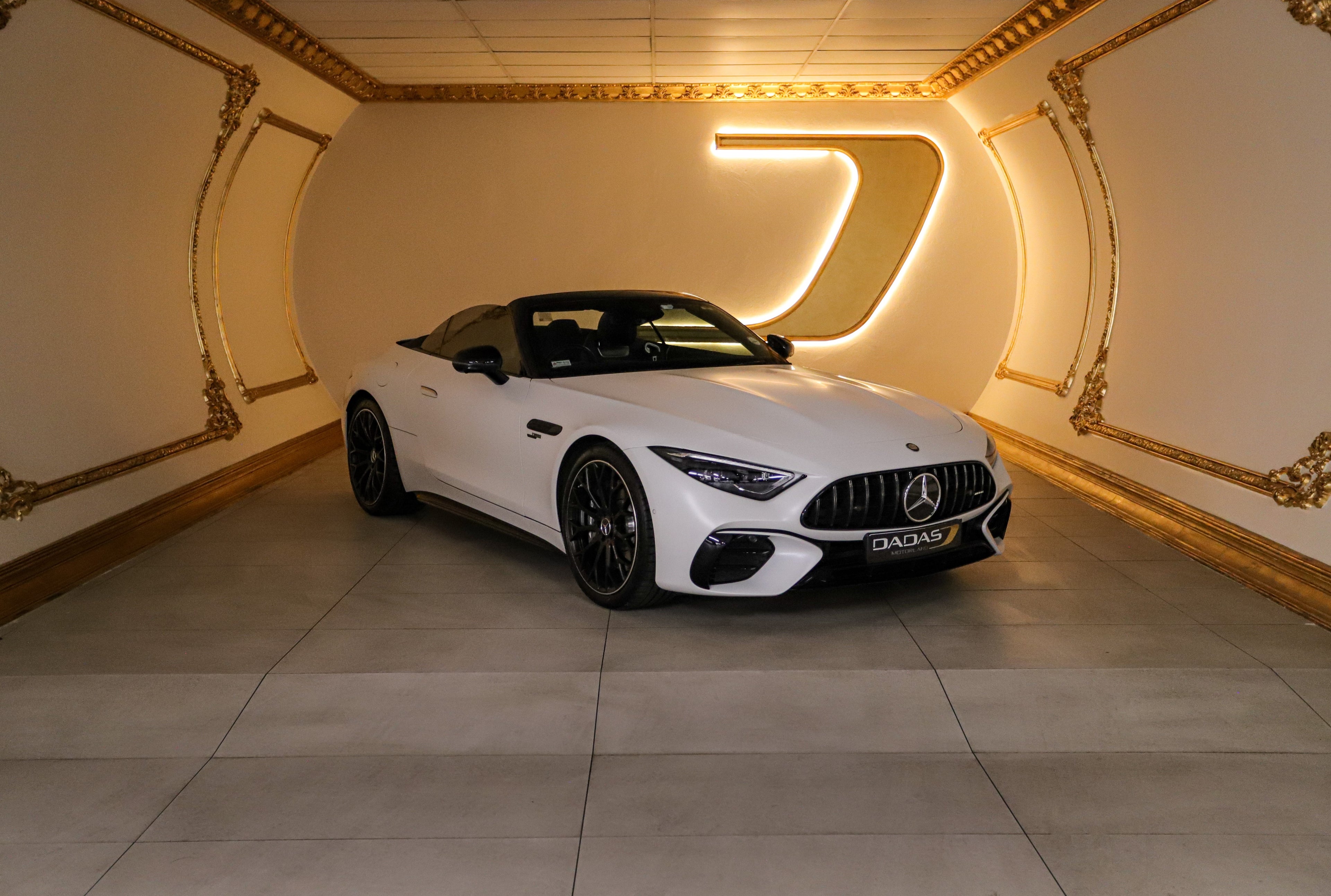 2023 Mercedes Benz SL43 AMG Roadster