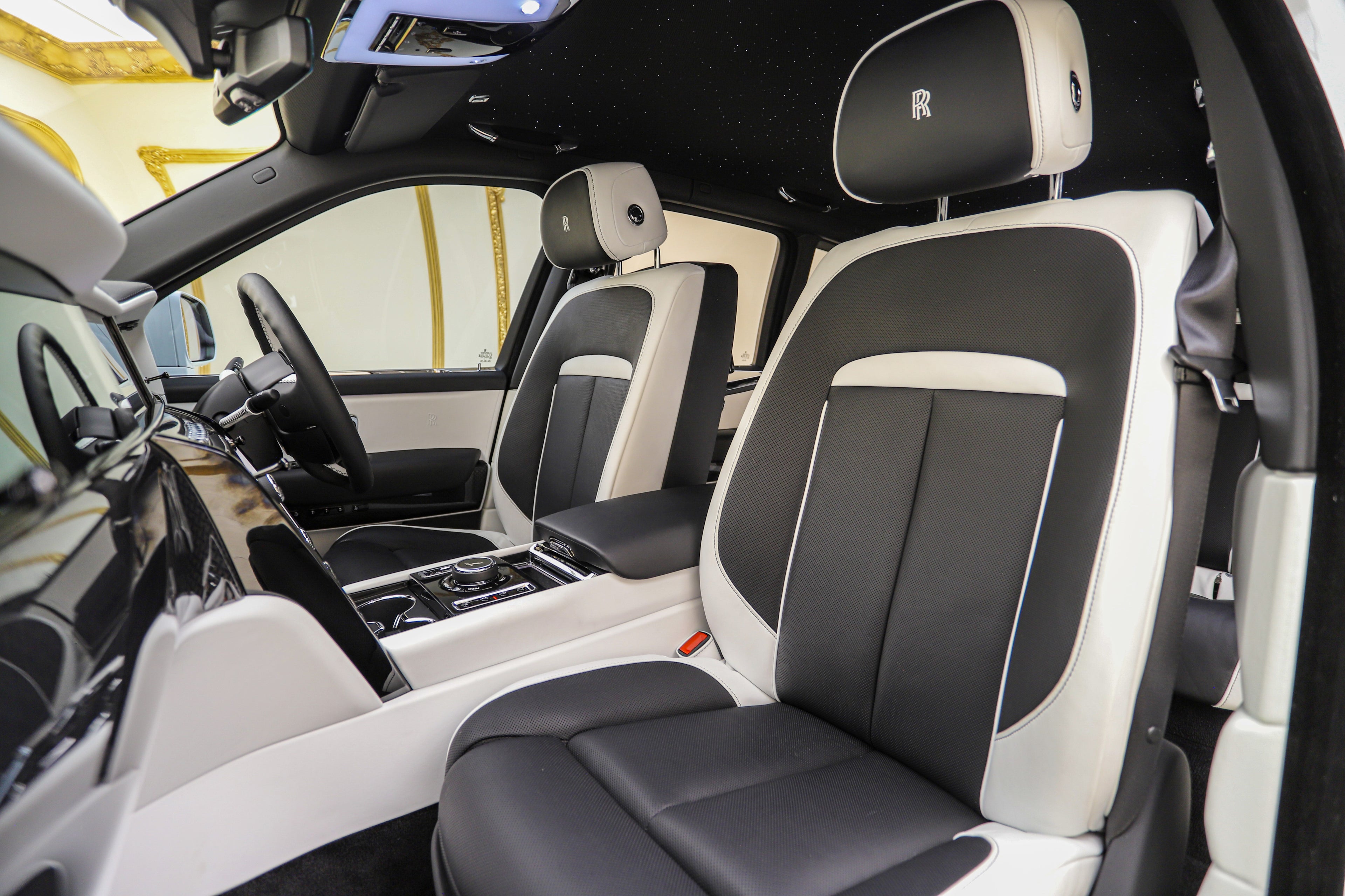 2025 Rolls-Royce Cullinan Black Badge Series II