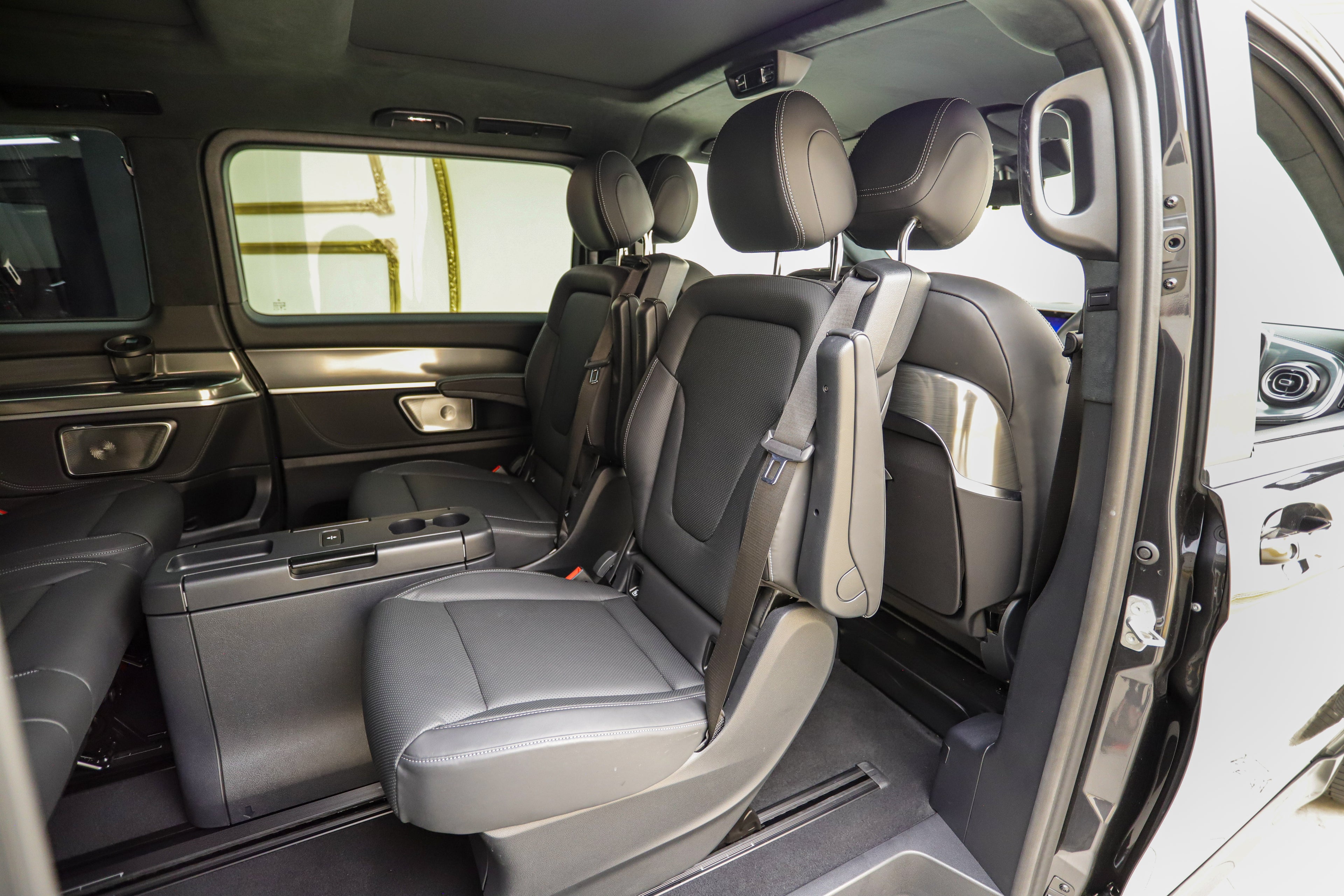 2025 Mercedes-Benz V300d Exclusive LUMMA CLR V