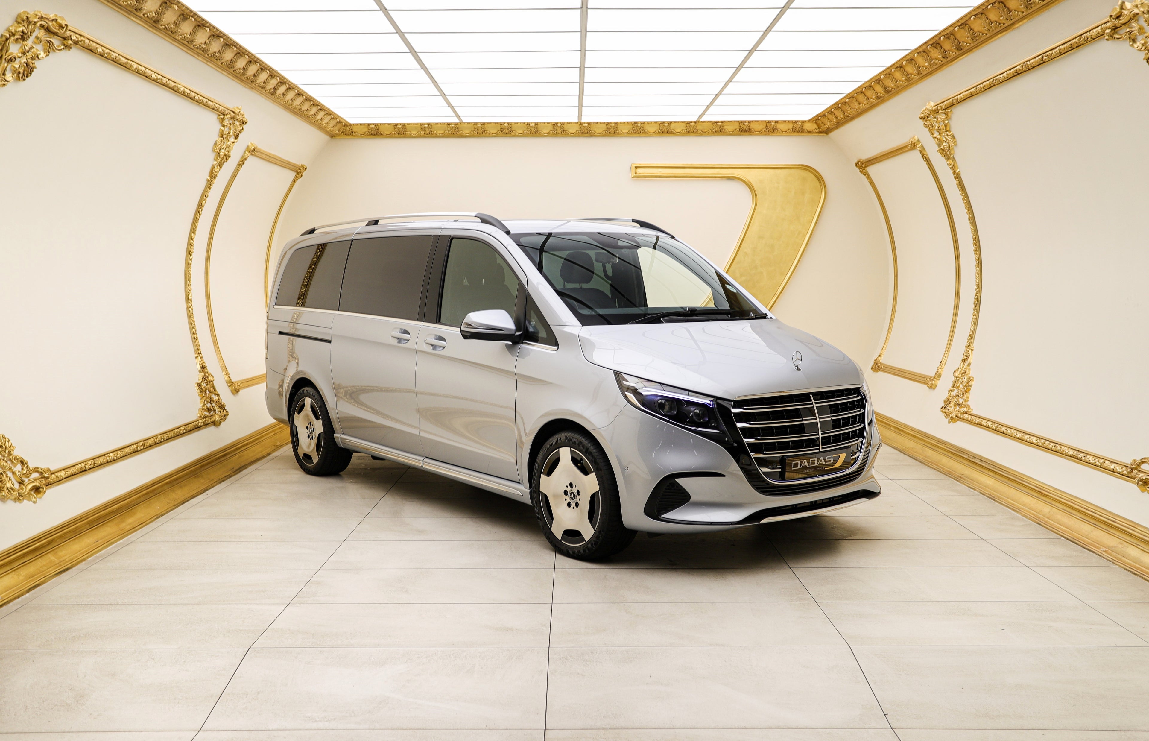 2026 Mercedes-Benz V300d Exclusive